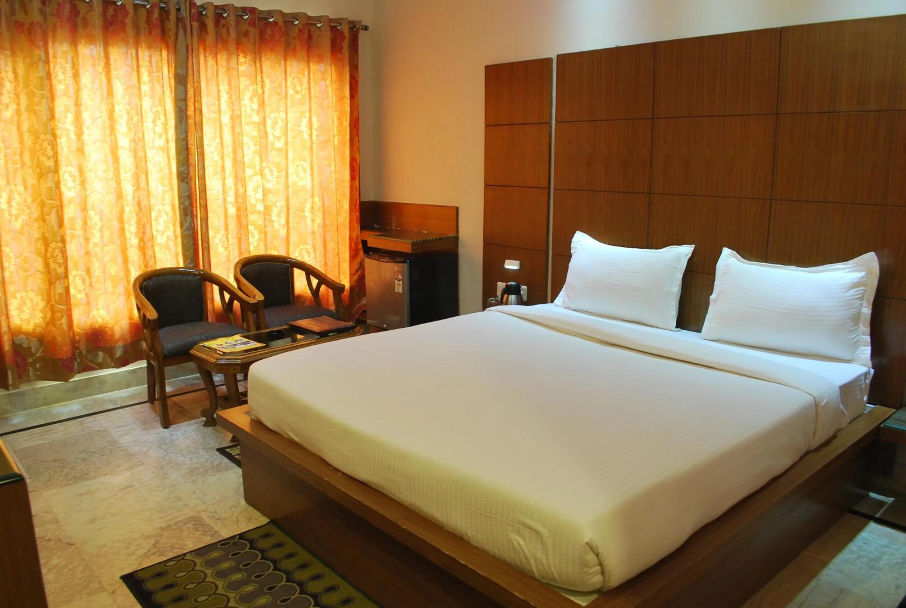 Bed in Hotel Basera Brij Bhoomi Vrindavan