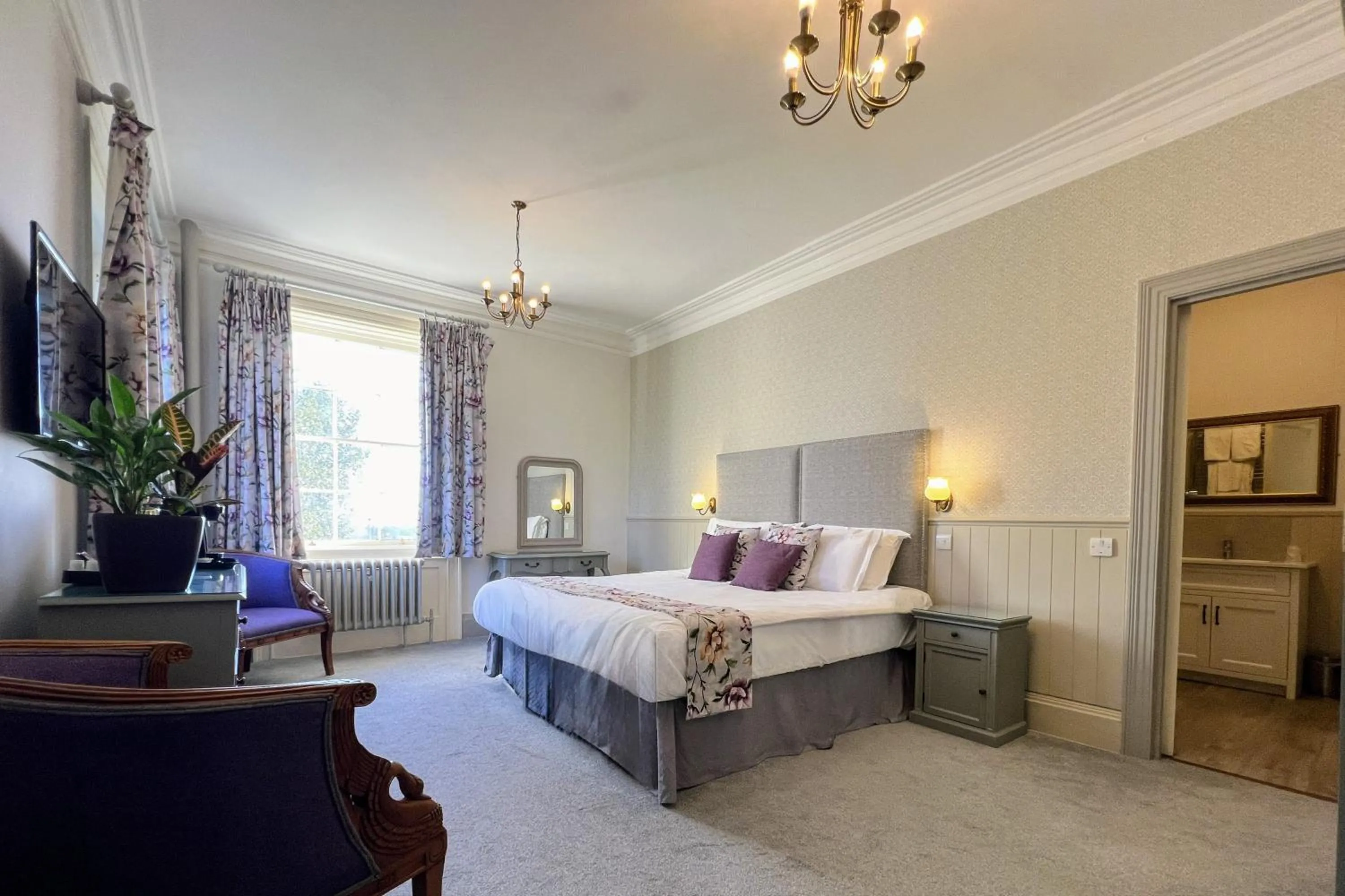 Bedroom, Bed in Leigh Park Country House Hotel & Vineyard, BW Signature Collection
