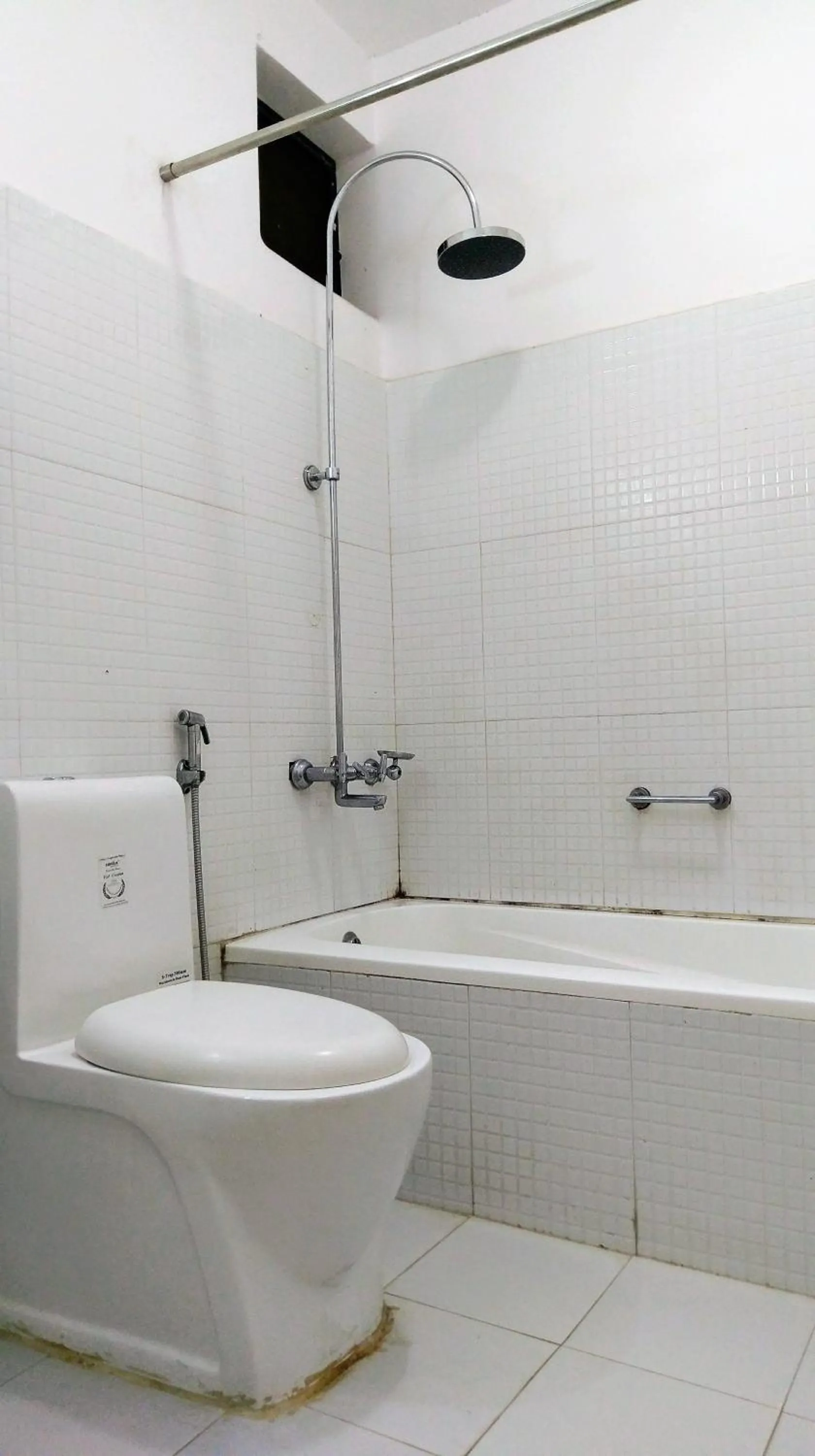 Shower in Gantavya Resort