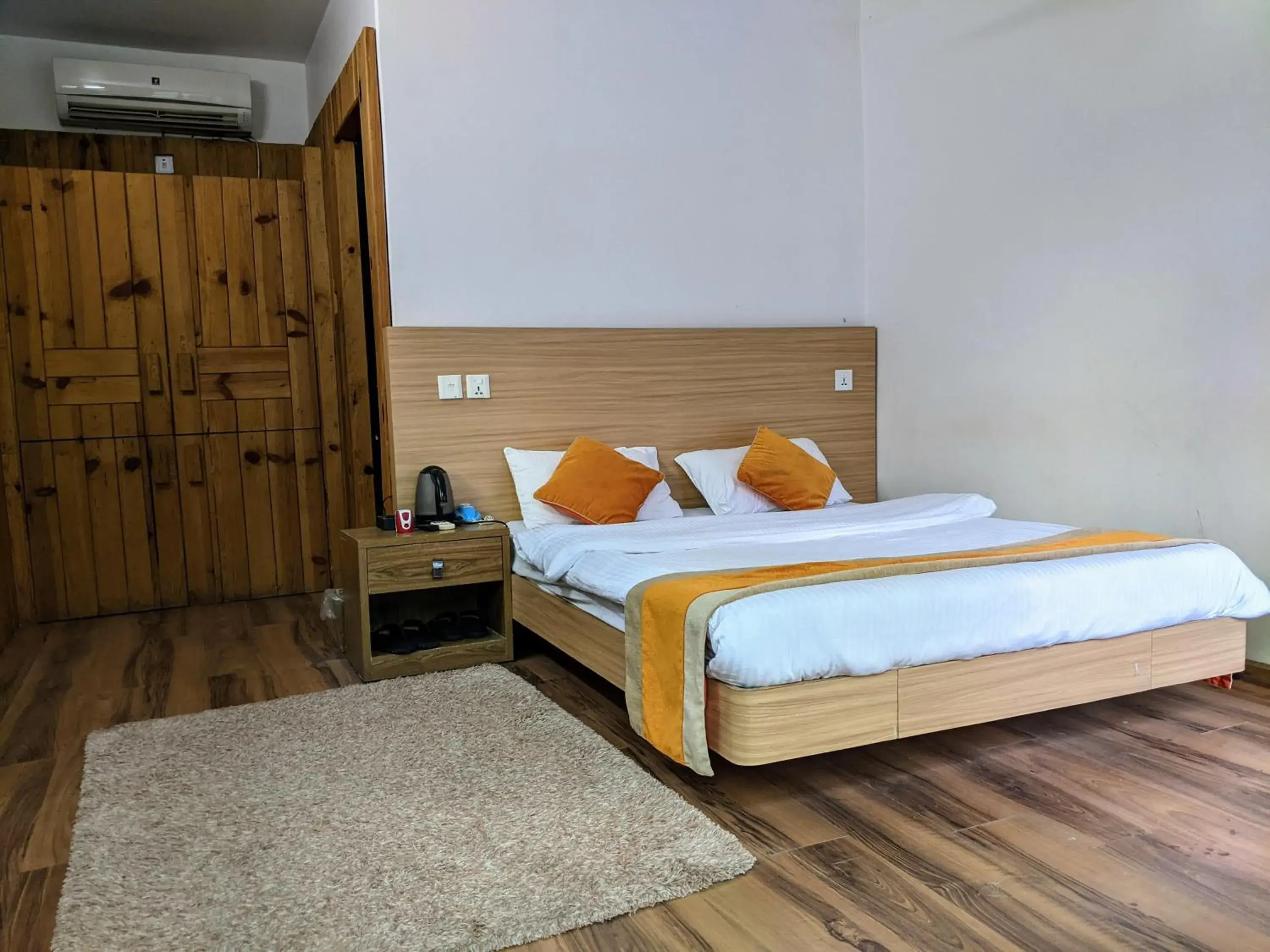 Bedroom, Bed in Gantavya Resort Bedroom, Bed in Gantavya Resort