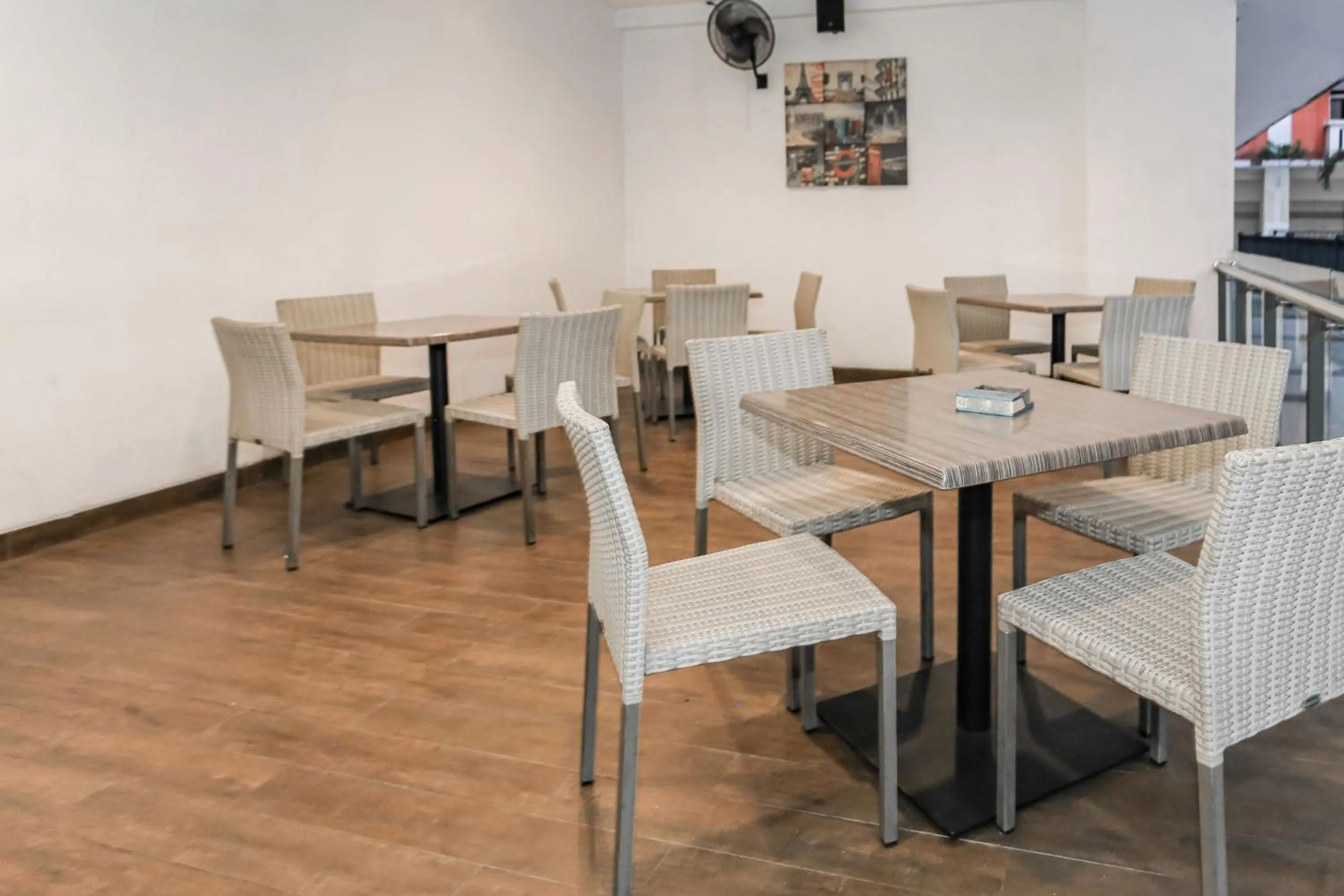 Other in Hotel O Kemang View By Room 88