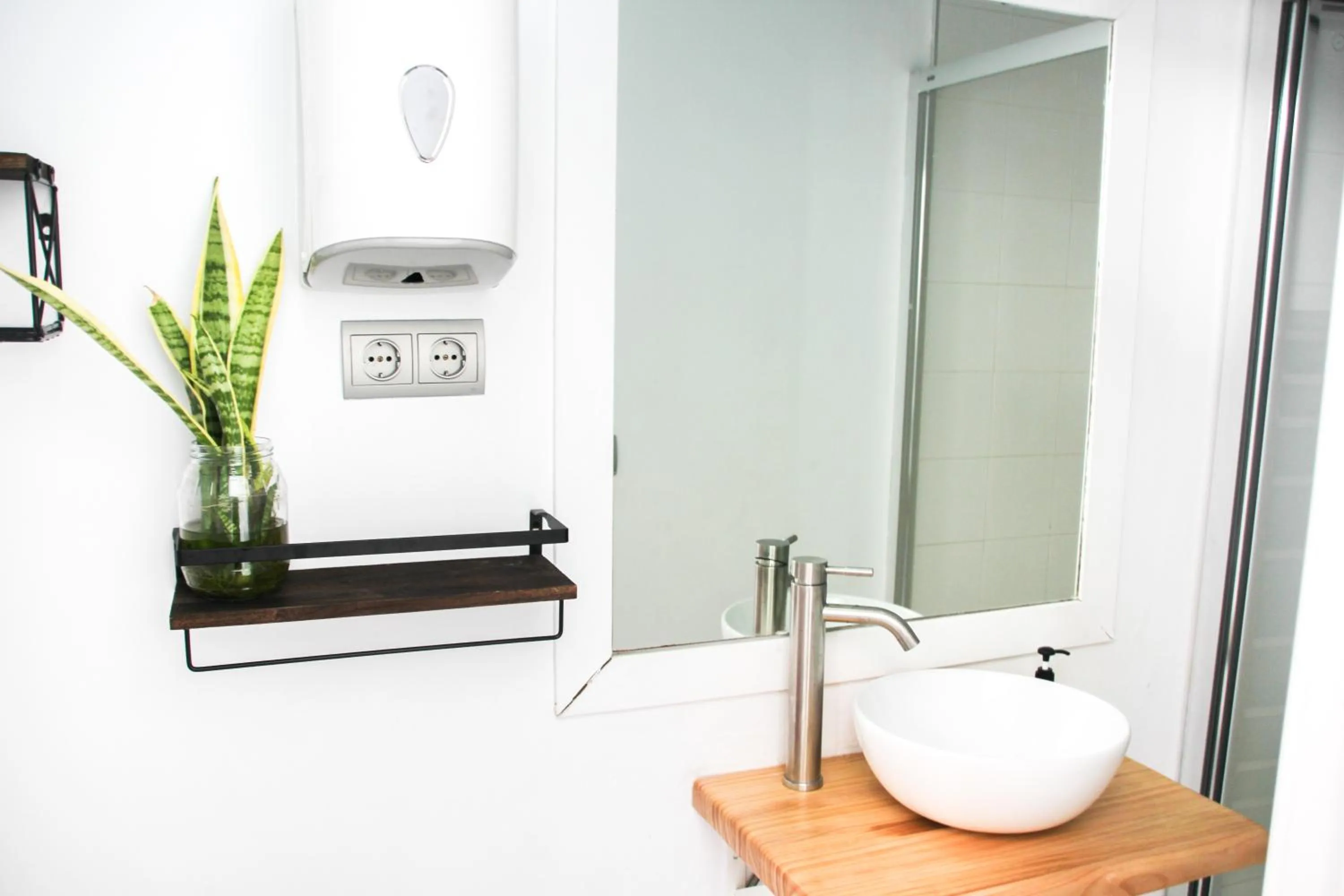 Bathroom in La Cocotera Boutique Hostel & Coworking