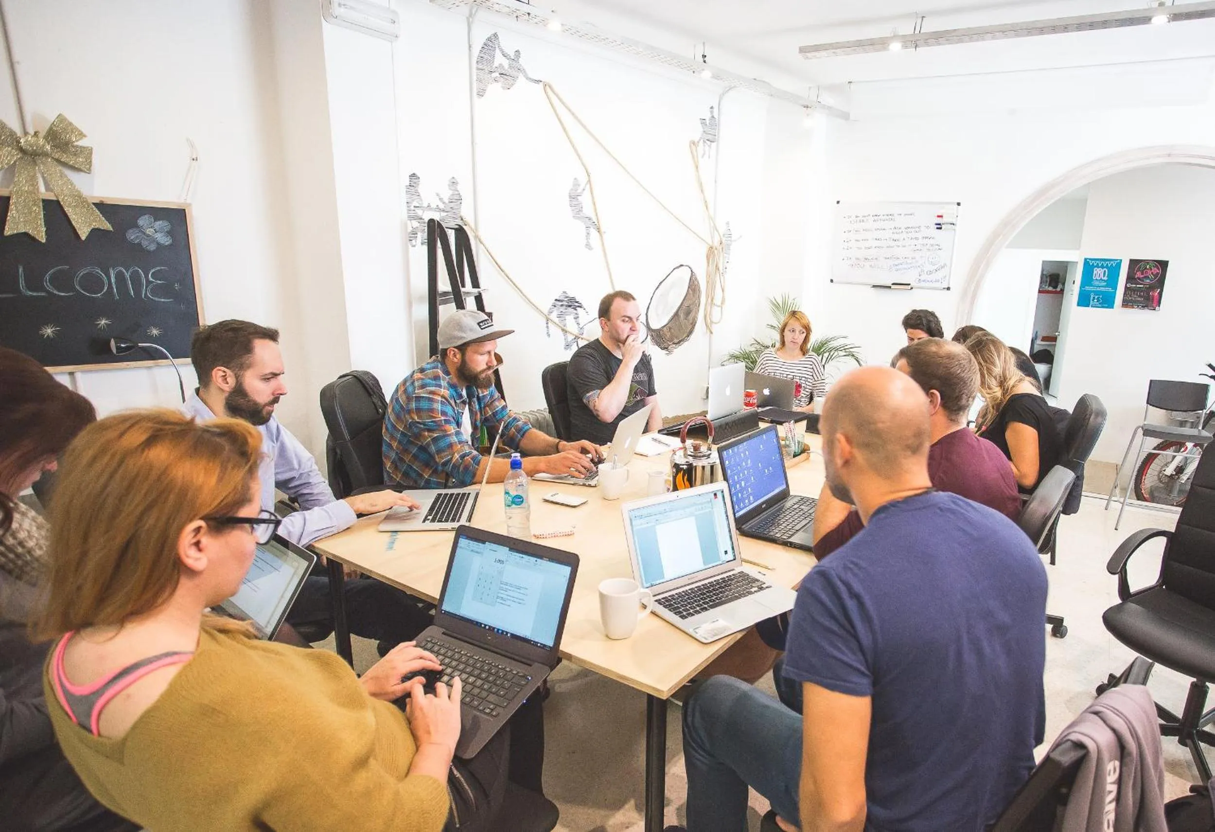 Meeting/conference room in La Cocotera Boutique Hostel & Coworking