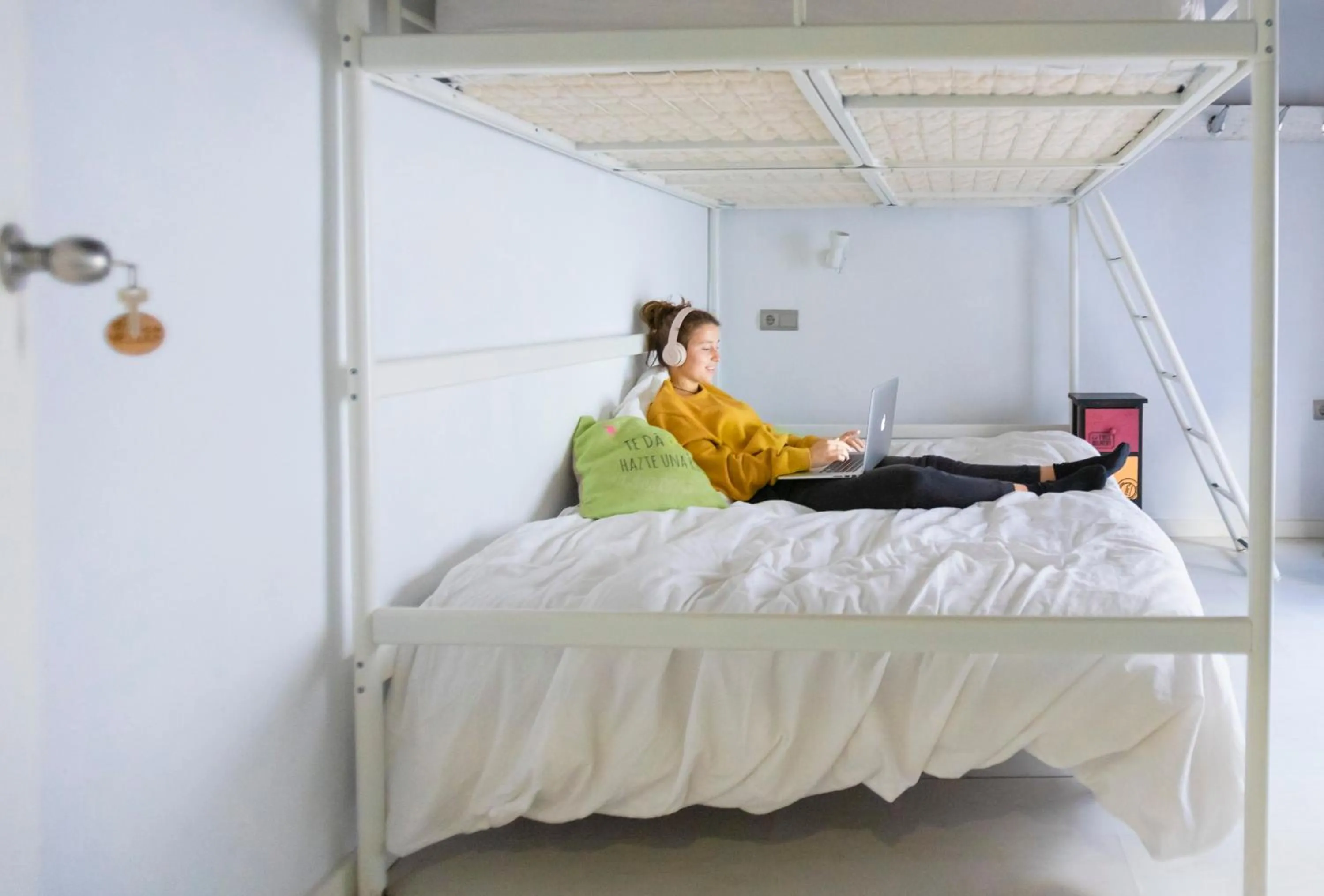 People, Bed in La Cocotera Boutique Hostel & Coworking