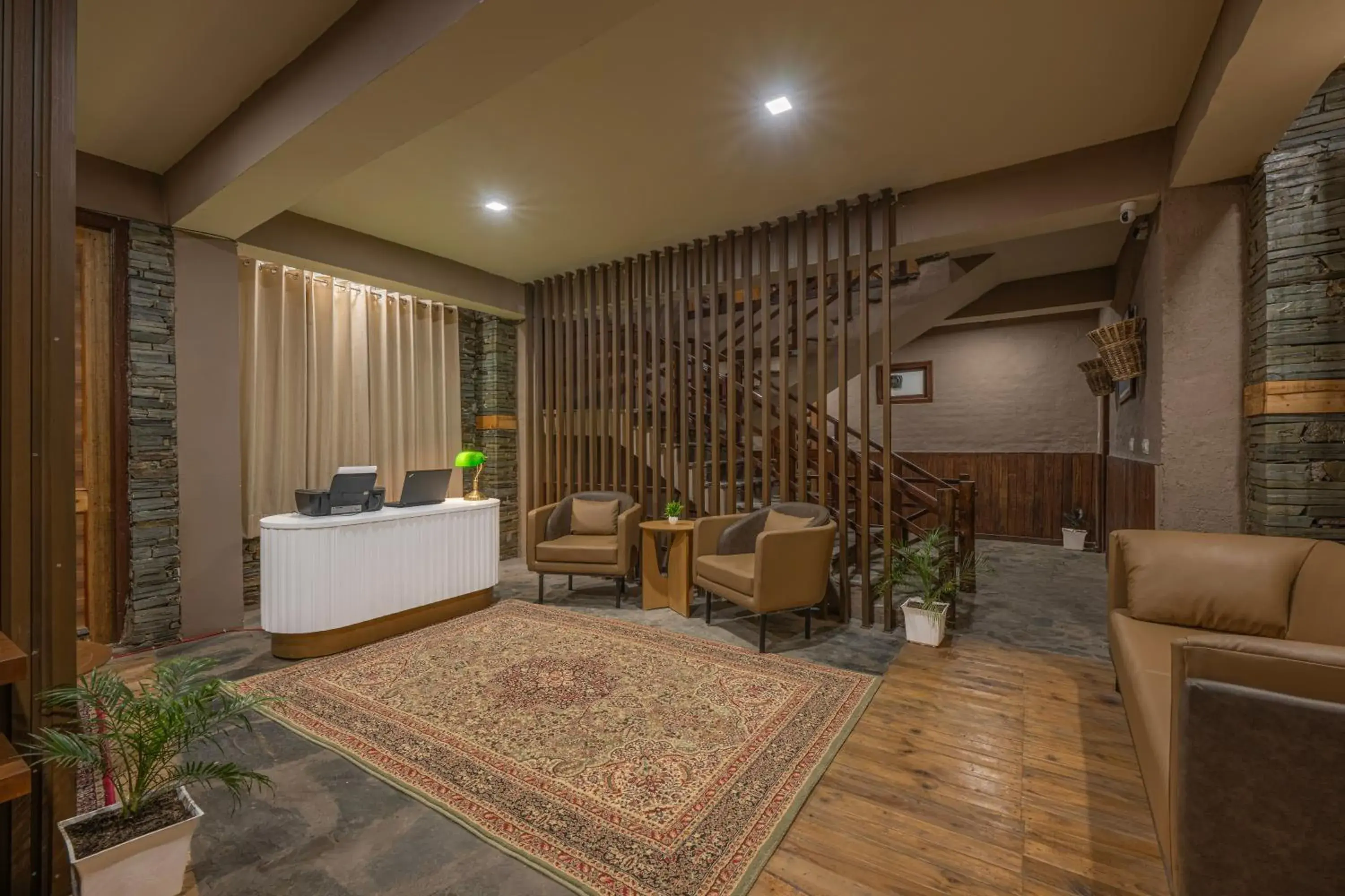 Living room in Hotel Wood Winds - A Best Valley View Hotel Living room in Hotel Wood Winds - A Best Valley View Hotel