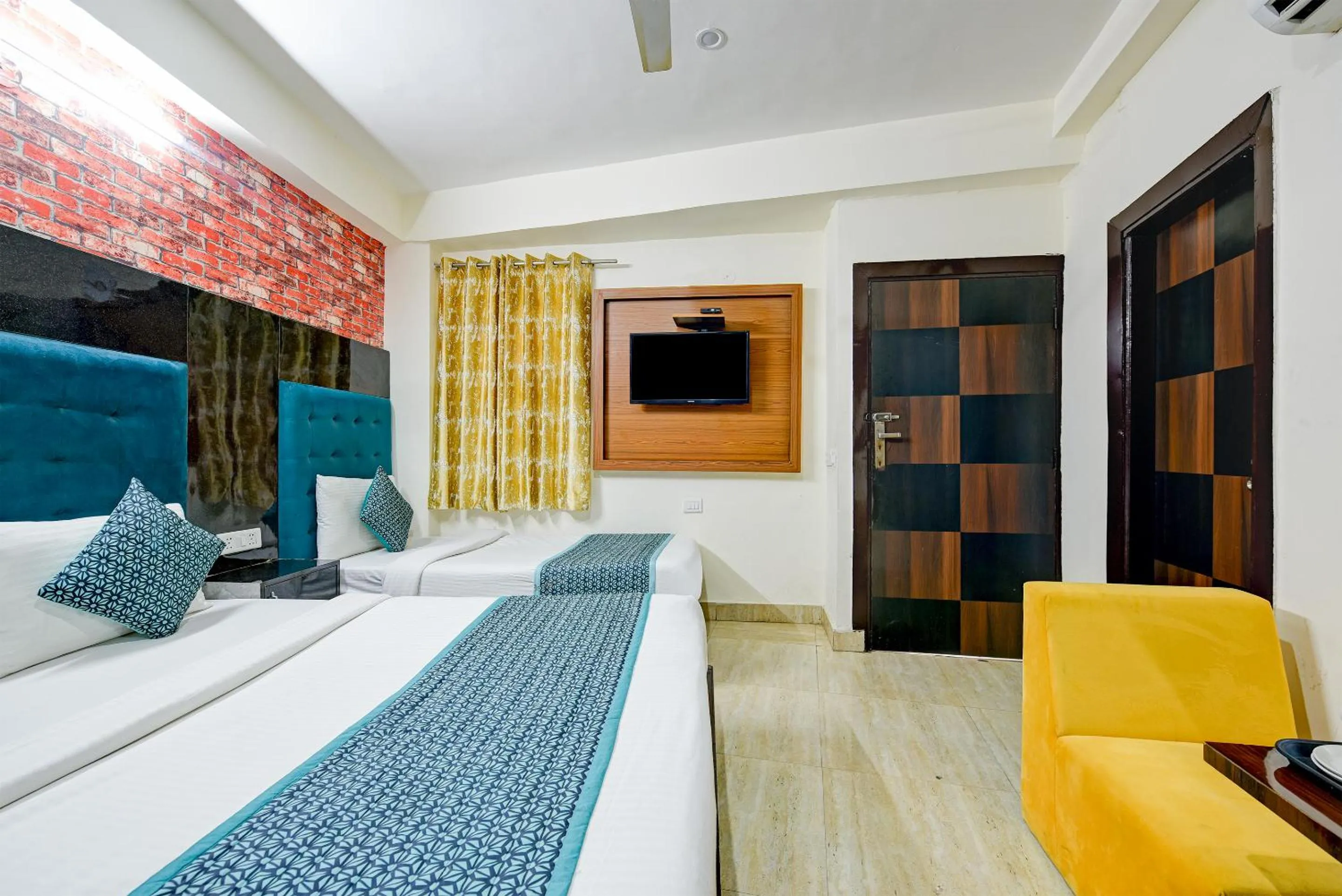 Bedroom, Bed in Hotel Ark Suites At Airport