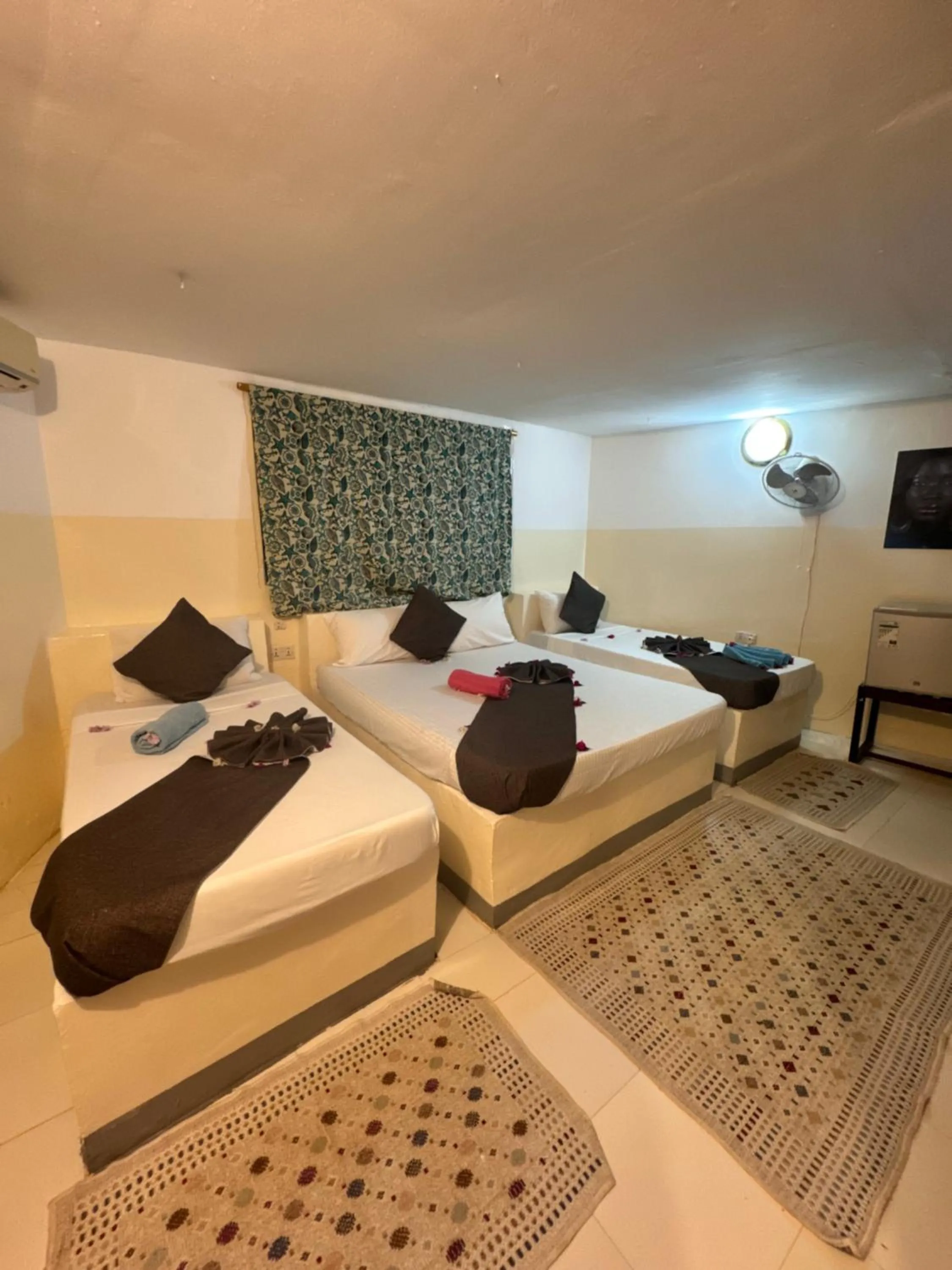 Bed in Varadero Zanzibar Hotel