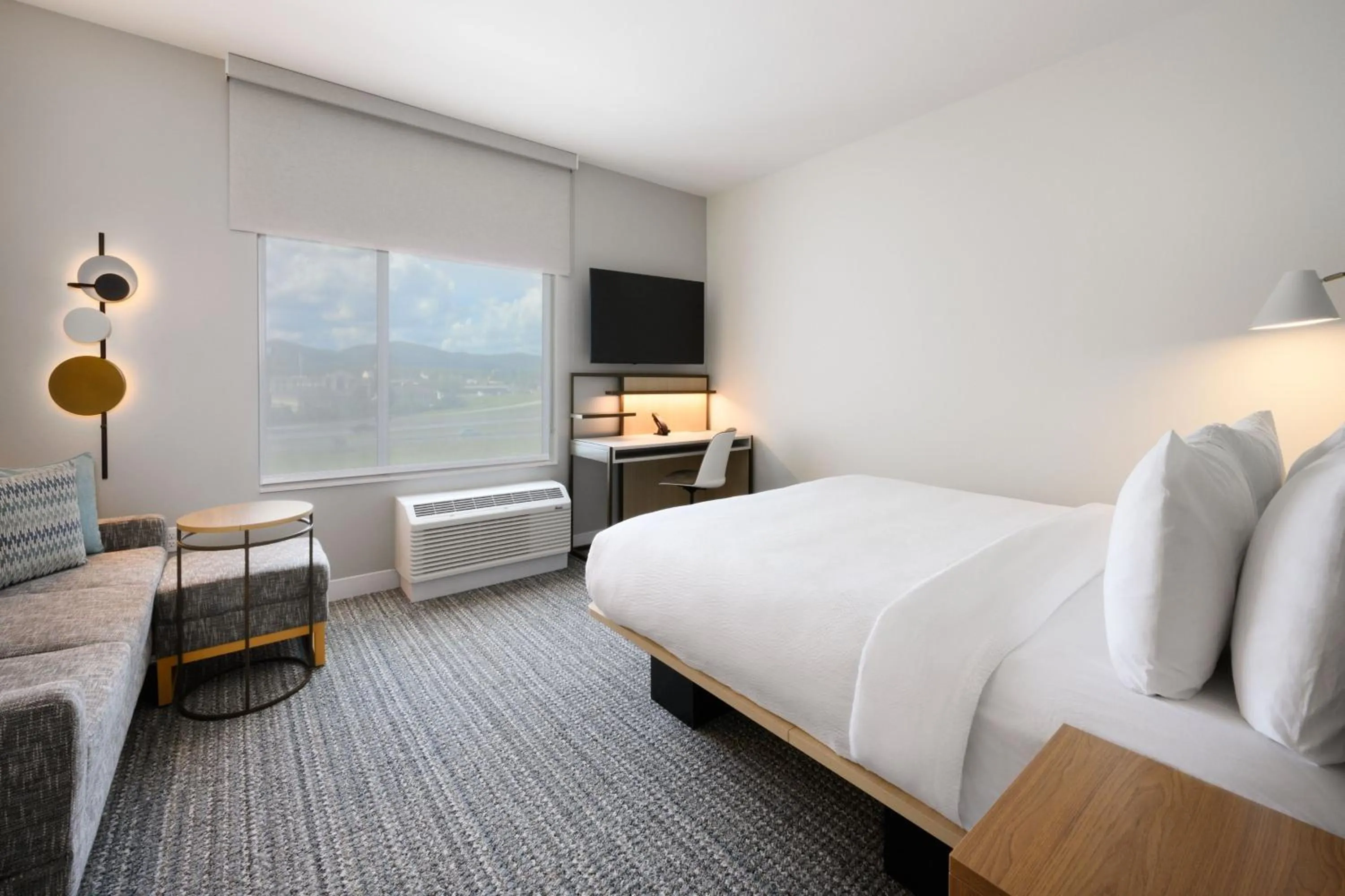 Photo of the whole room, Bed in TownePlace Suites by Marriott Oxford AL