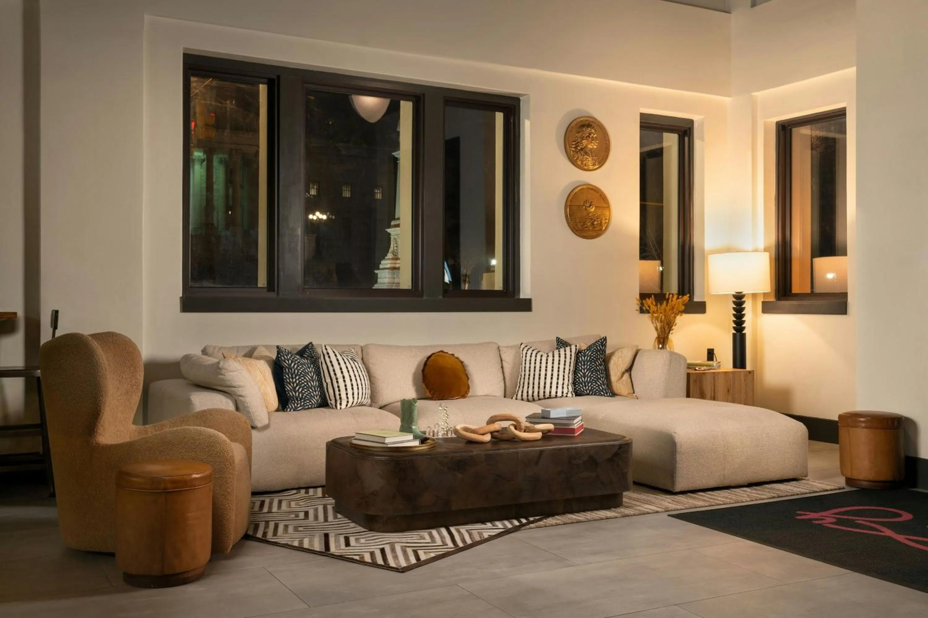 Lobby or reception, Bed in Moxy Columbia Downtown