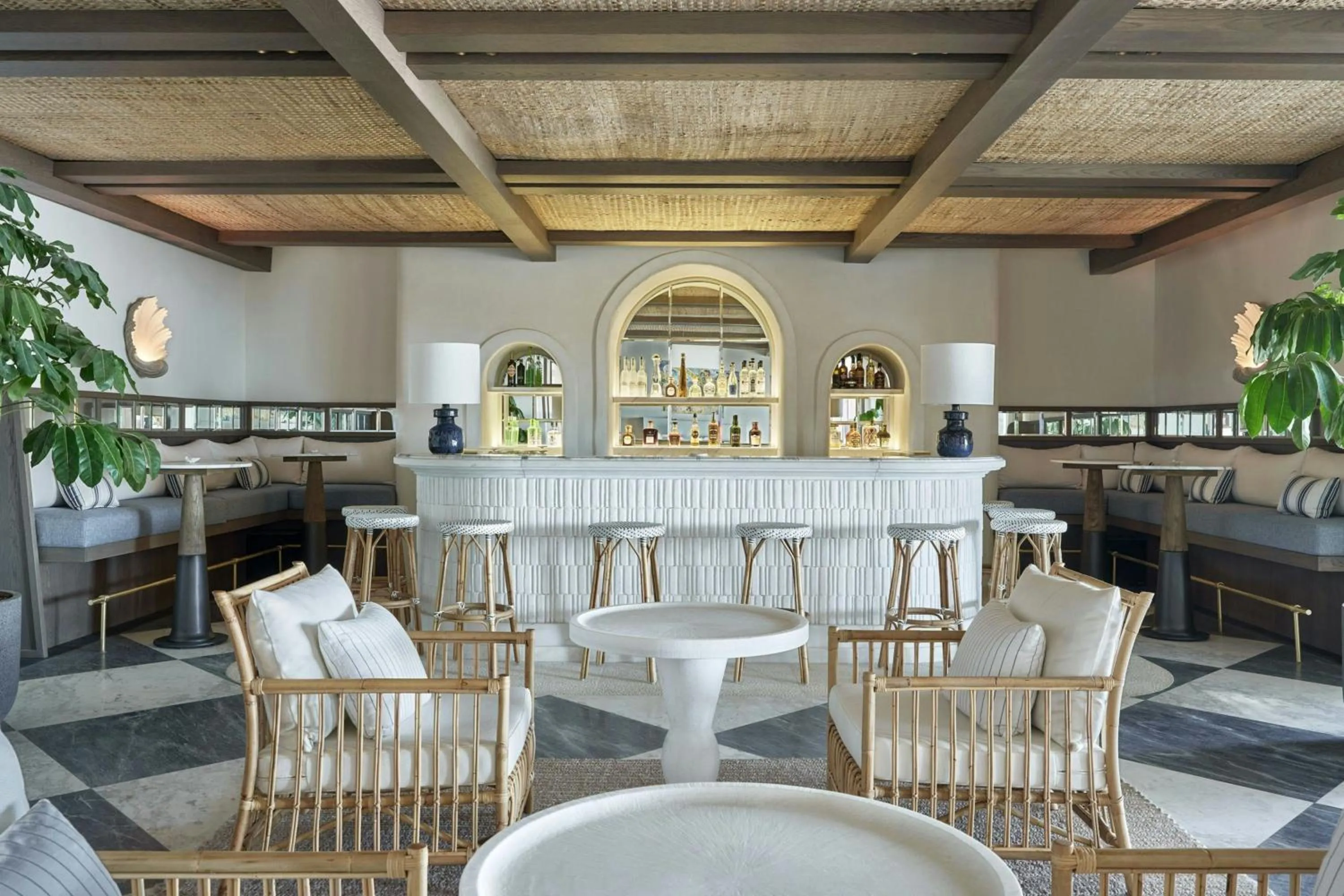 Lounge or bar in Odera, Tinos, Autograph Collection