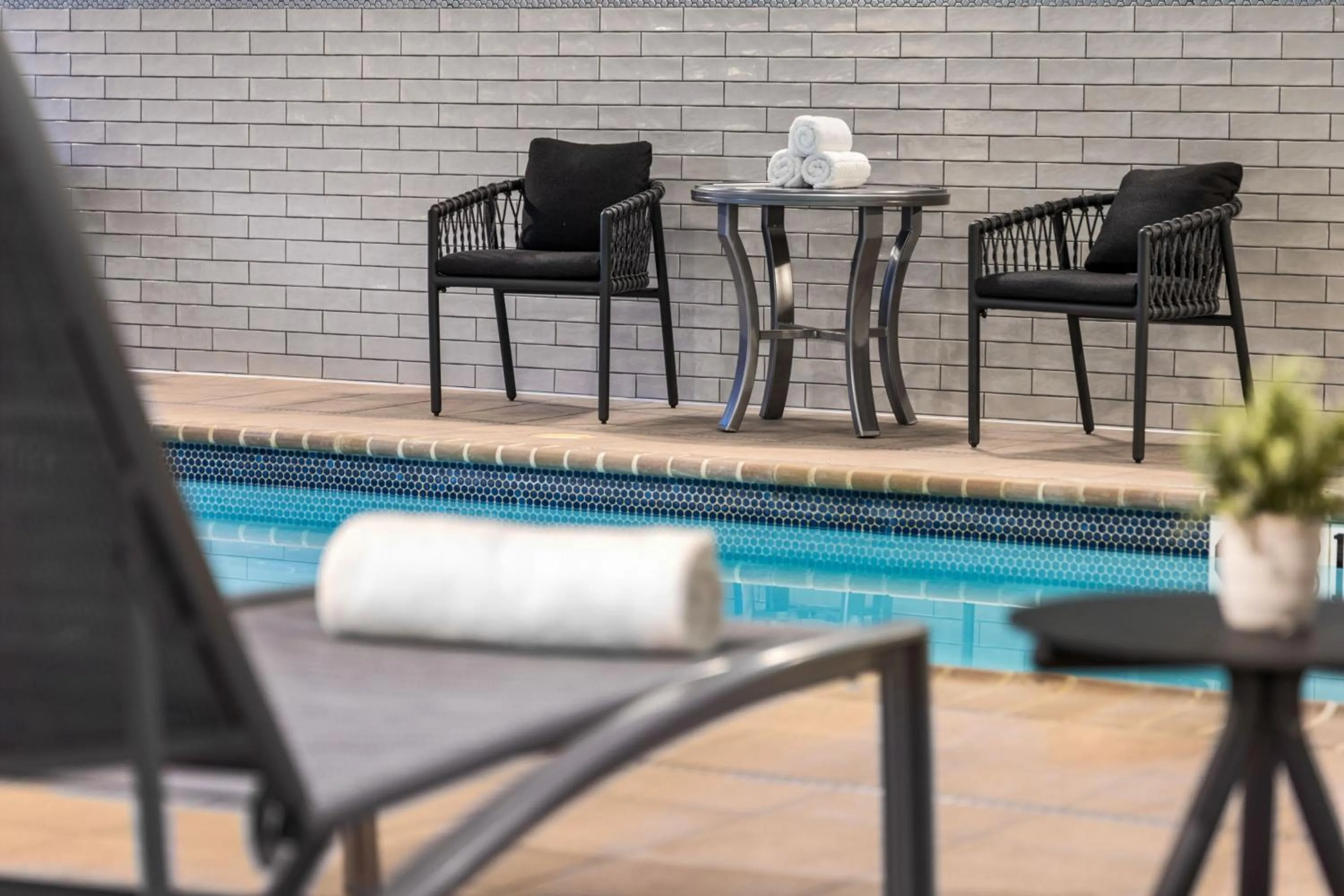 Swimming pool in TownePlace Suites by Marriott Memphis Germantown