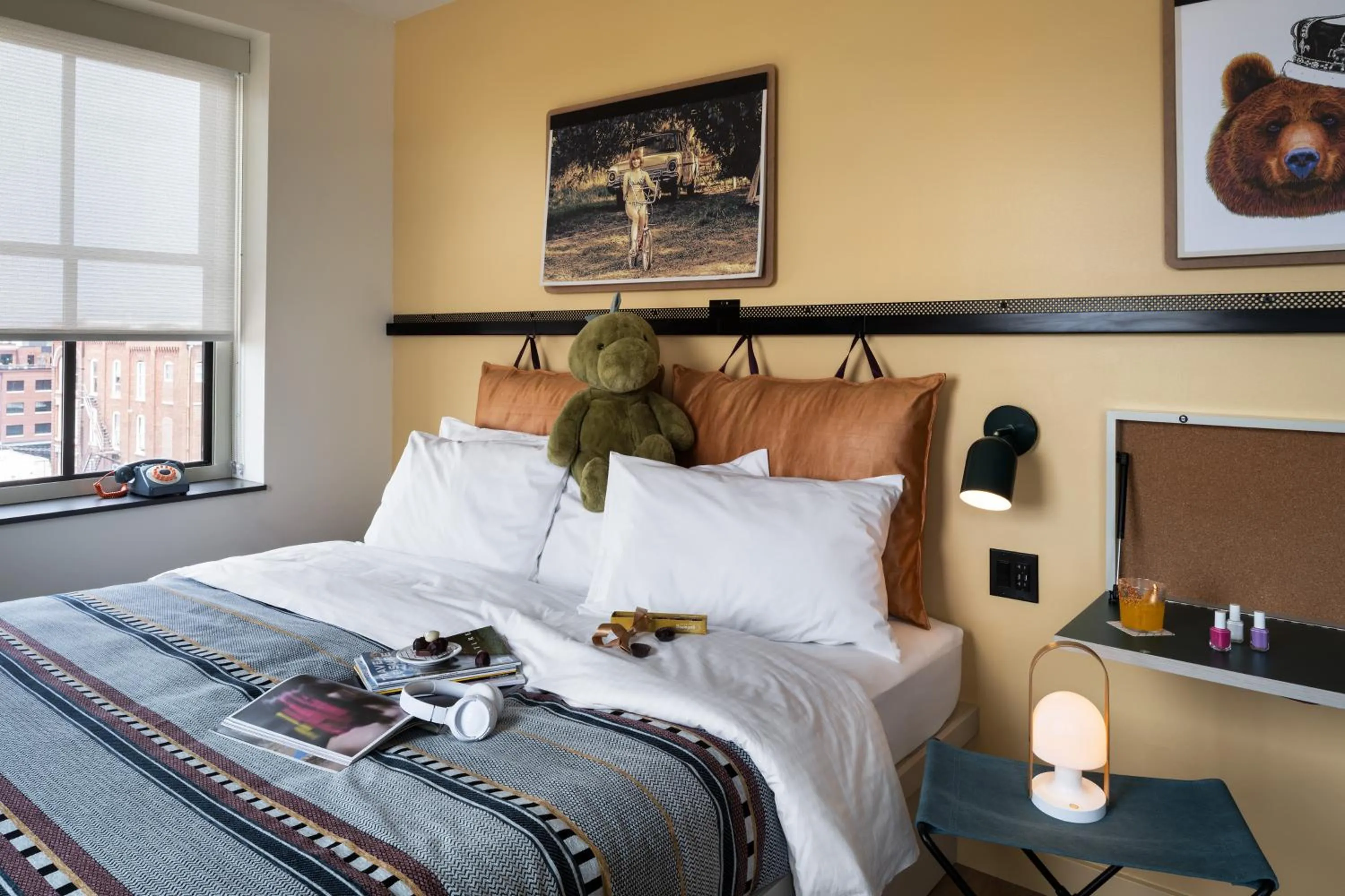 Bed in Moxy Springfield Downtown