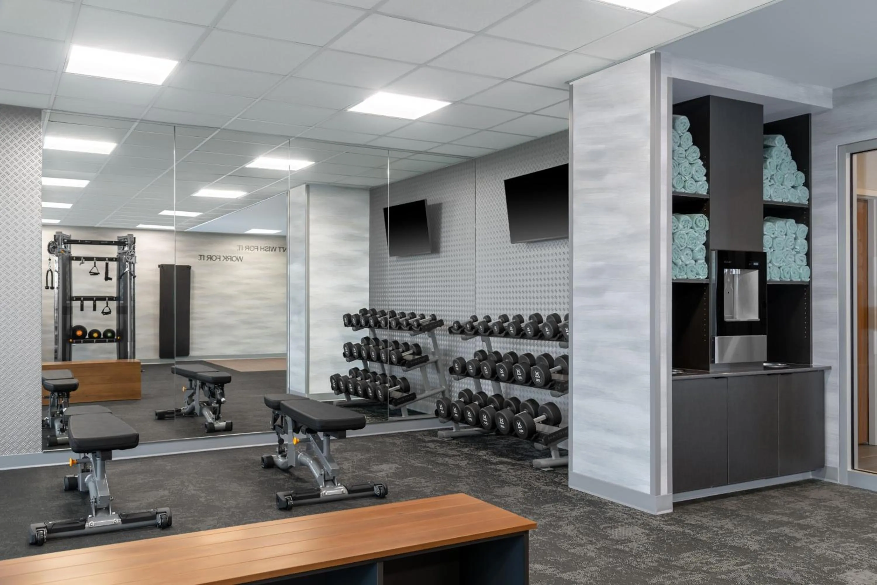 Fitness centre/facilities in Fairfield by Marriott Inn & Suites Sioux Center