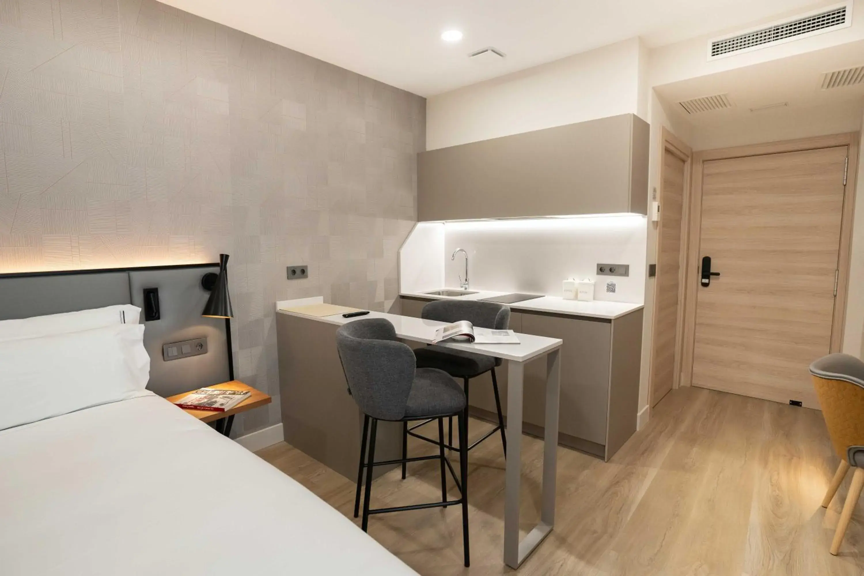 Studio with Terrace - single occupancy in Prisma Suites Studio with Terrace - single occupancy in Prisma Suites