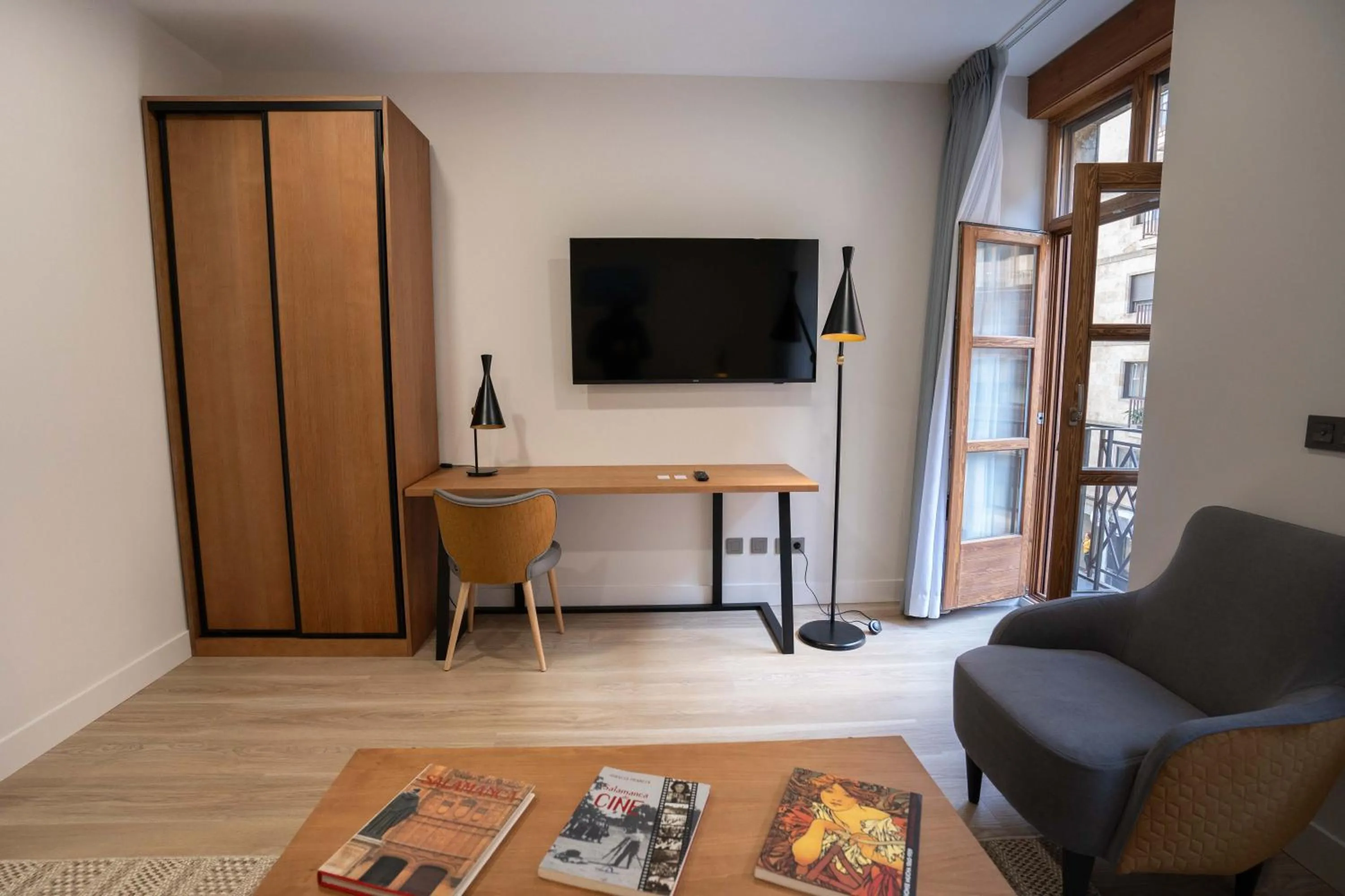 One-Bedroom Apartment with Terrace - single occupancy in Prisma Suites