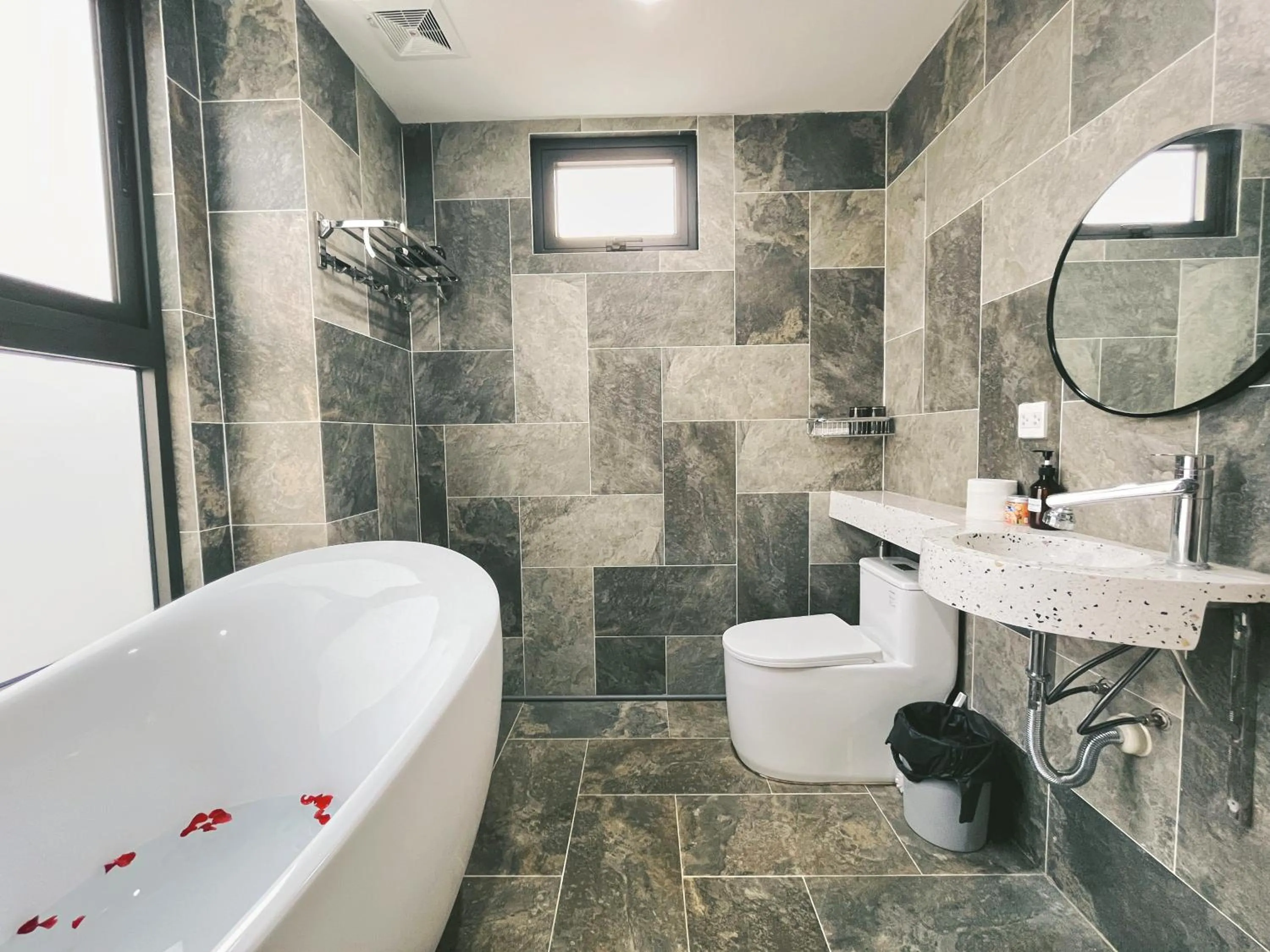Toilet in The Shilla Apartment