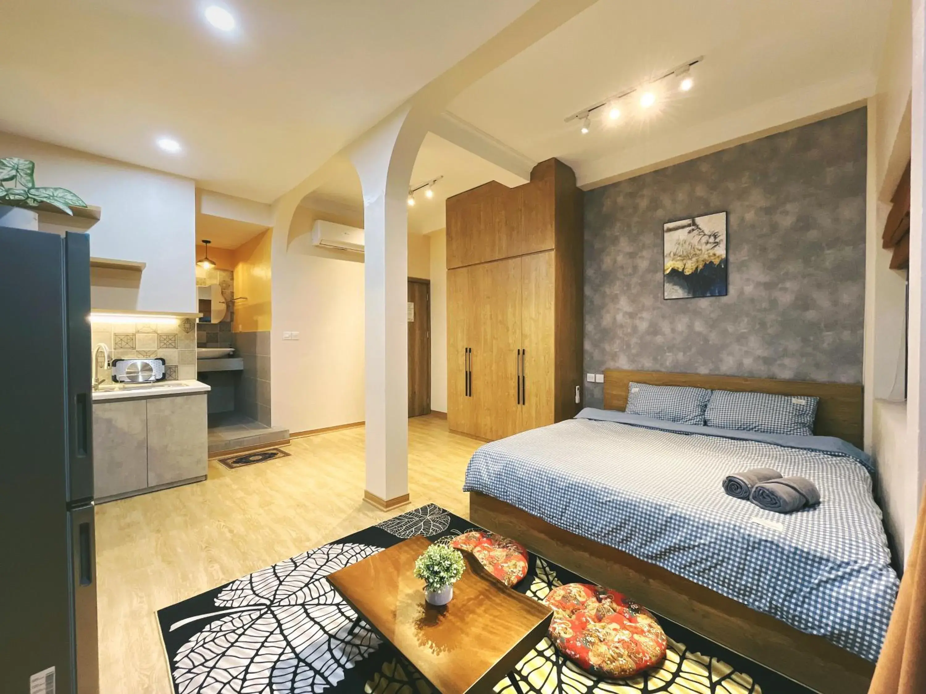 Studio with Balcony - single occupancy in The Shilla Apartment Studio with Balcony - single occupancy in The Shilla Apartment