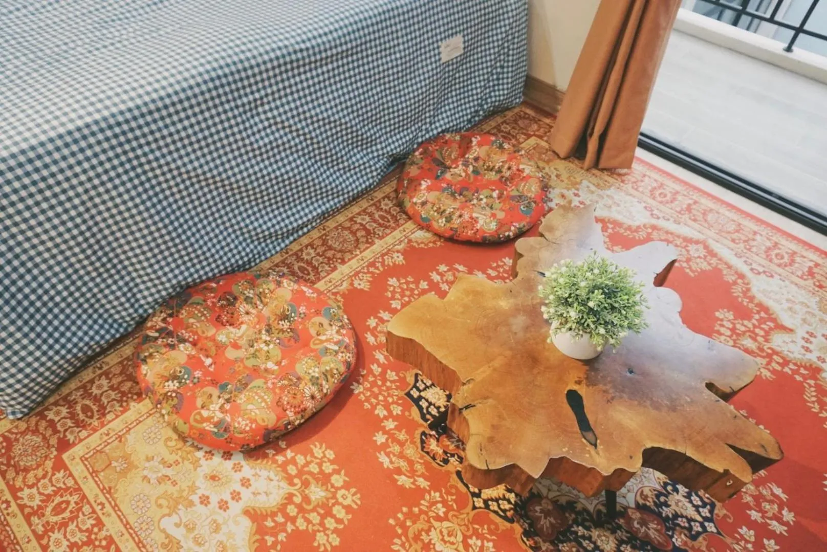 Seating area in The Shilla Apartment
