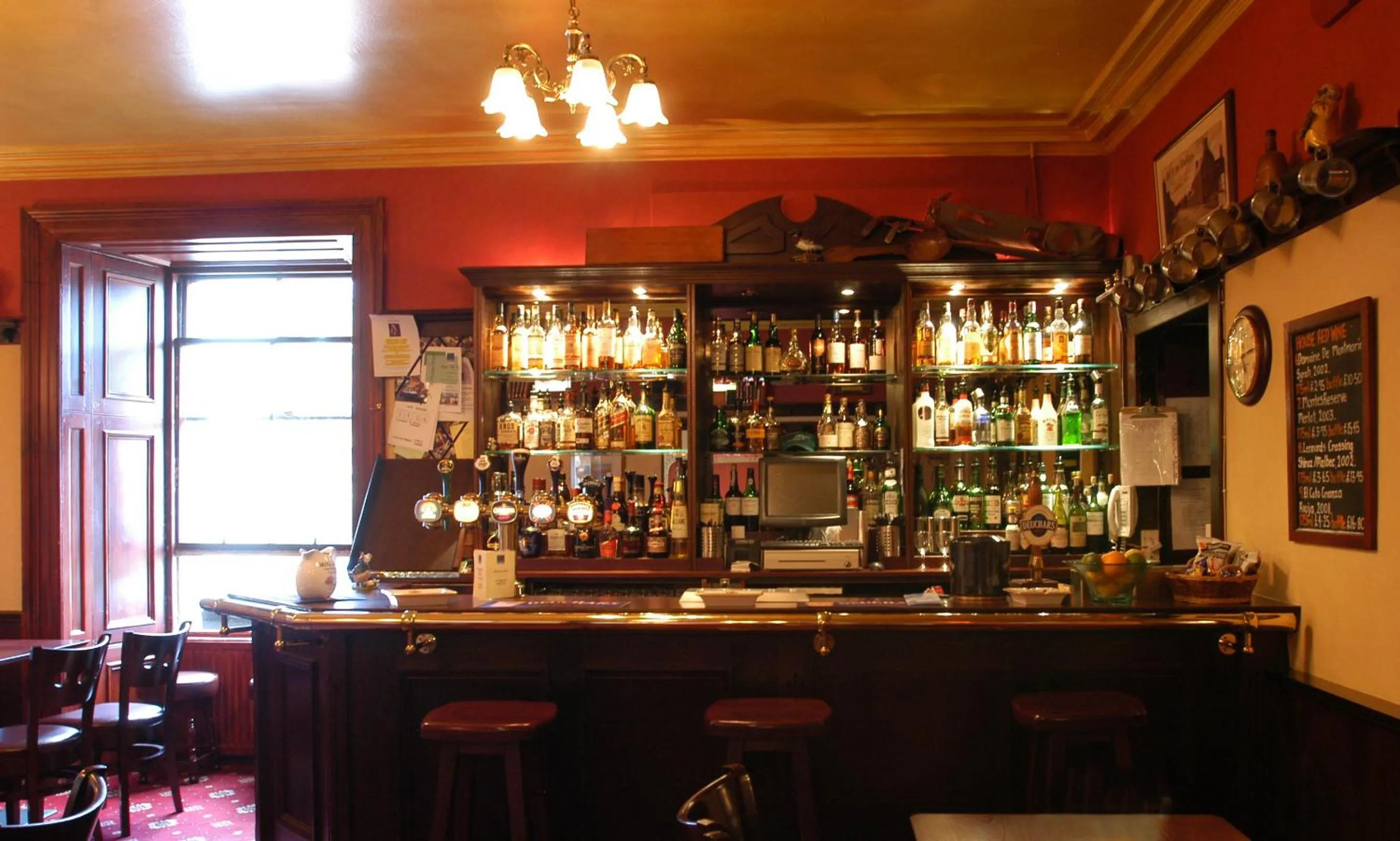 Lounge or bar, Lounge/Bar in Duck's Inn