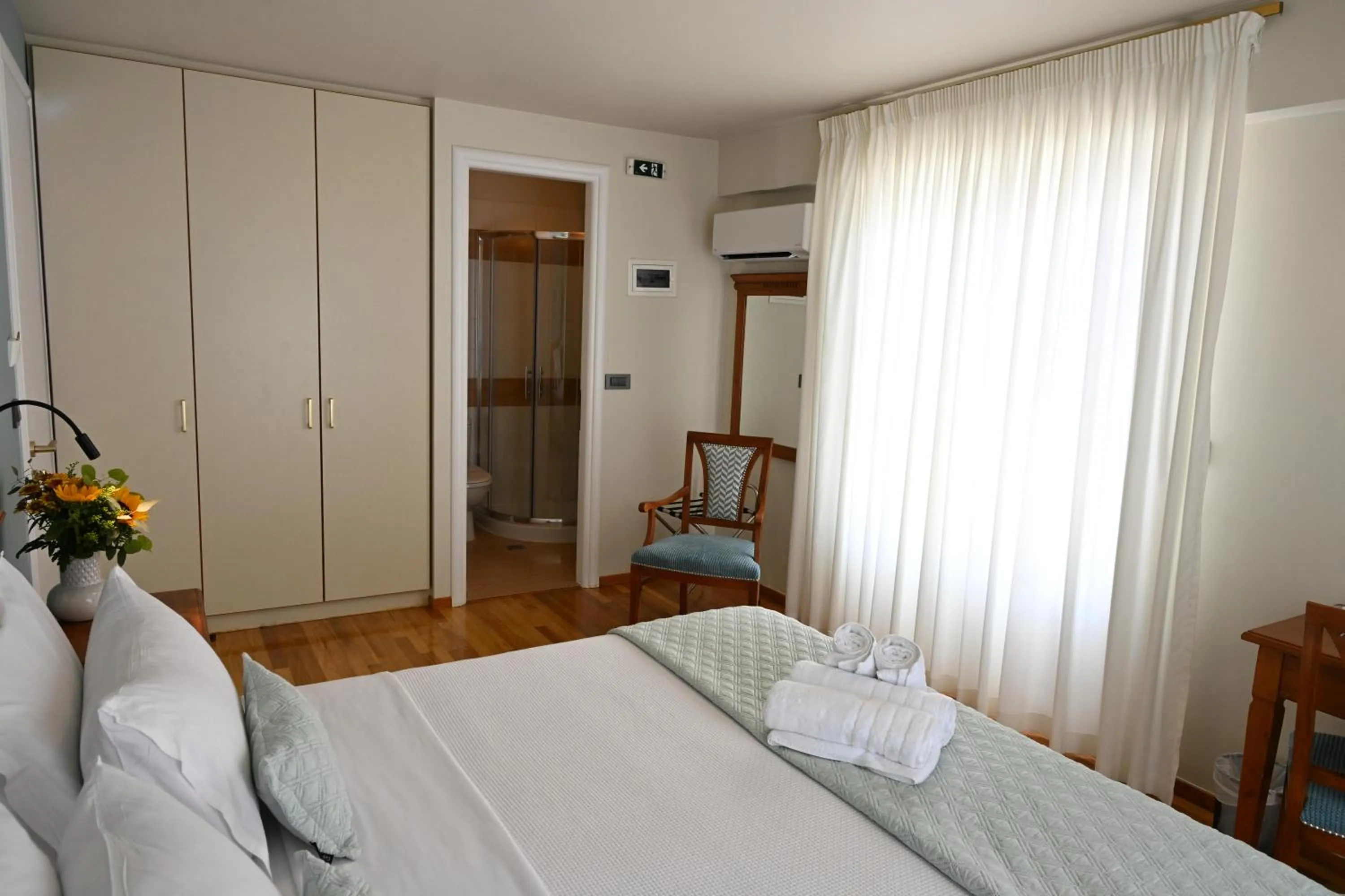 Photo of the whole room, Bed in Porto Nafplio