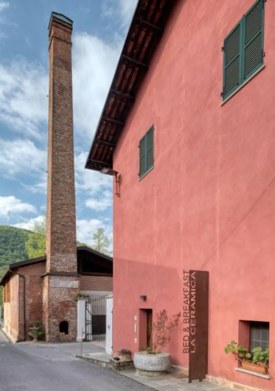 Property building in B&B La Ceramica Moline