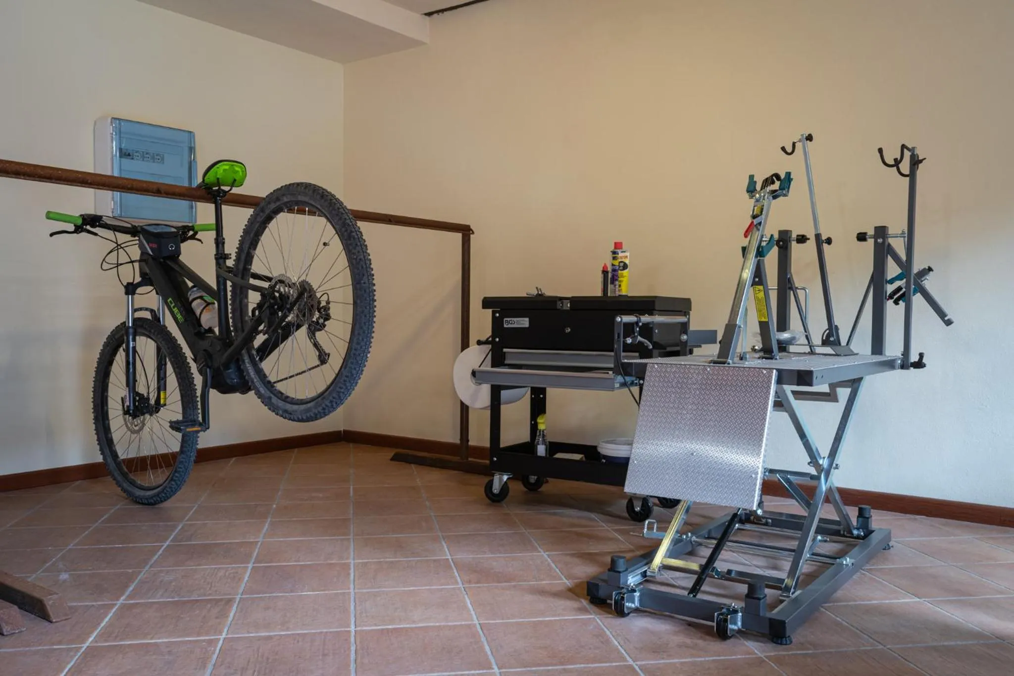 Cycling in B&B La Ceramica Moline