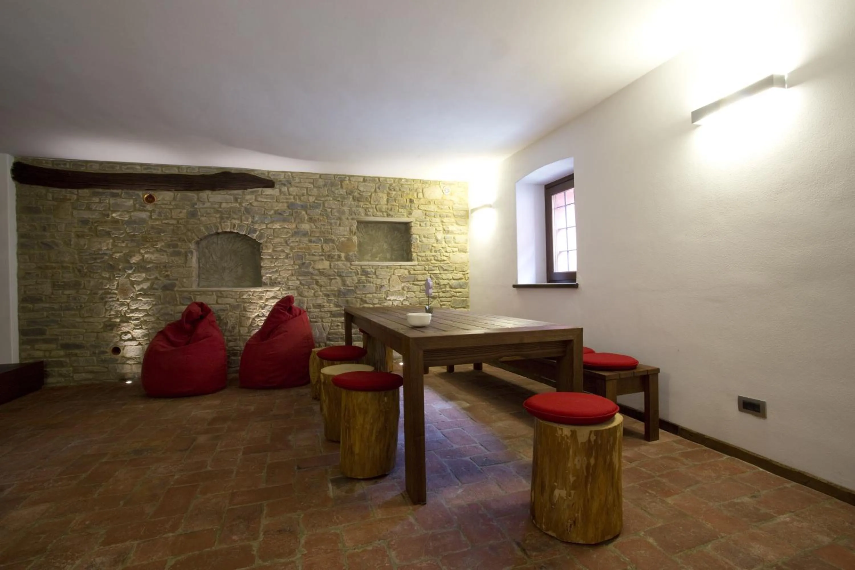 Communal lounge/ TV room in B&B La Ceramica Moline