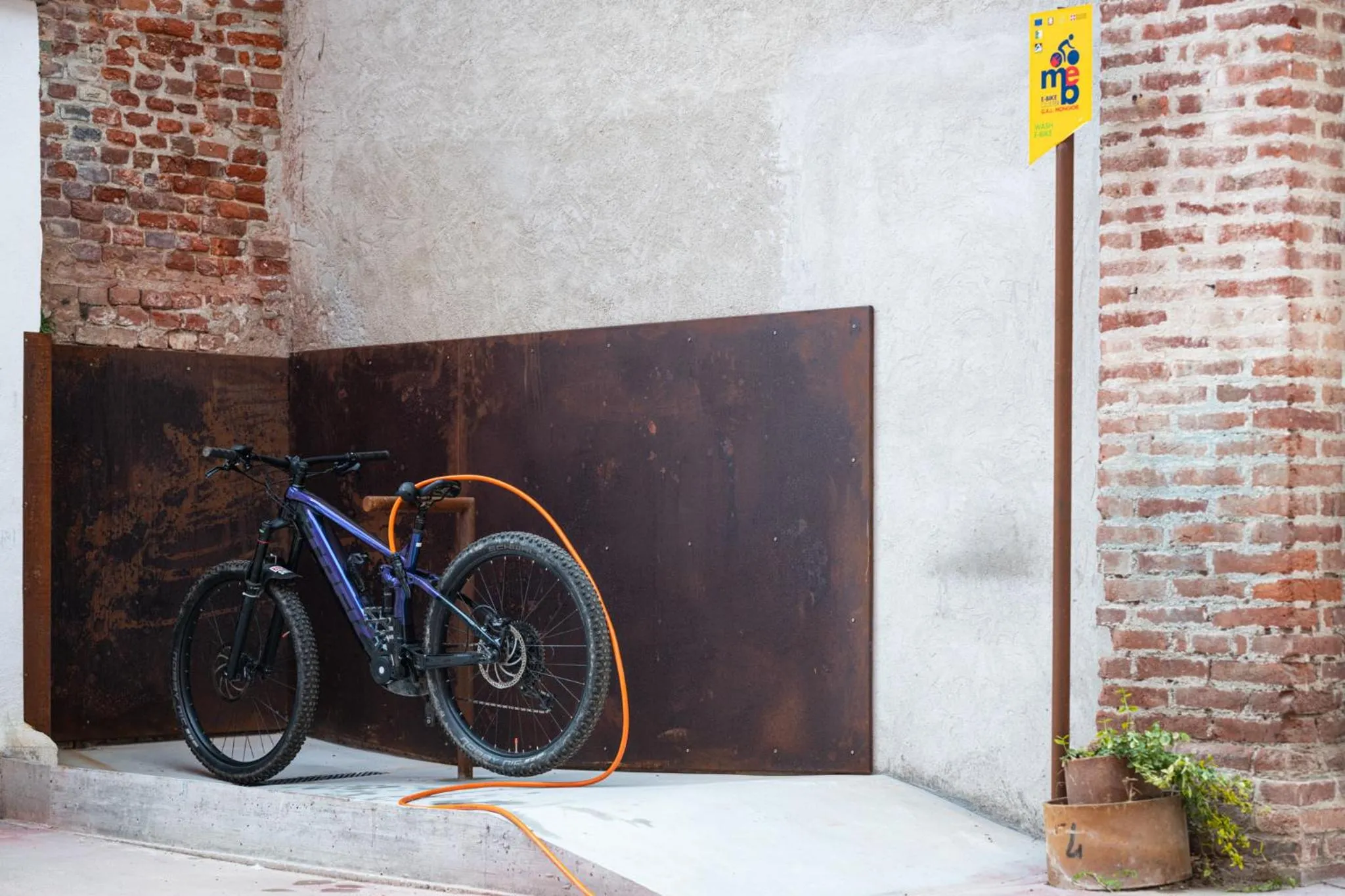 Cycling in B&B La Ceramica Moline