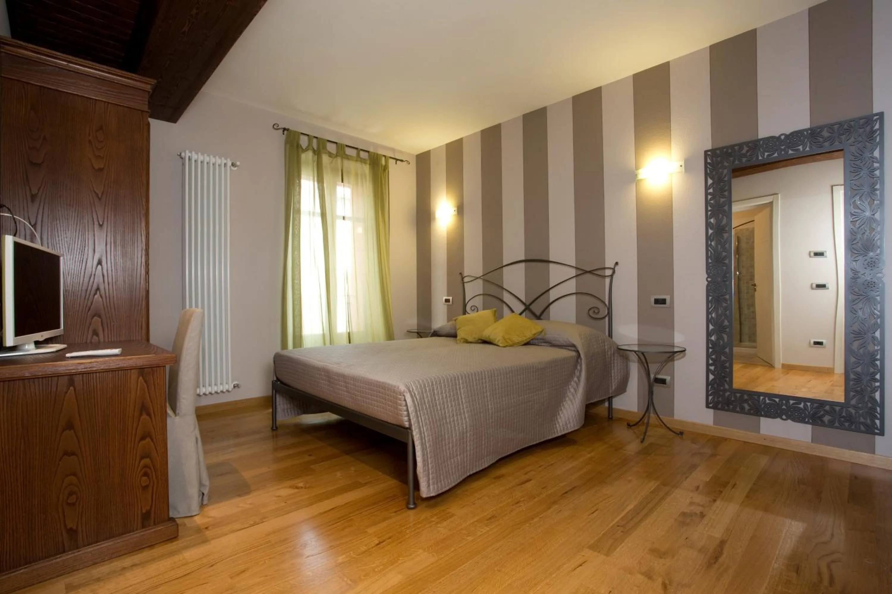 Photo of the whole room, Bed in B&B La Ceramica Moline