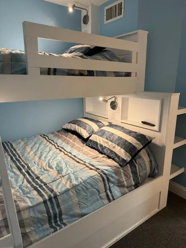 Bed in Sands Ocean Club & Resort - Ocean View