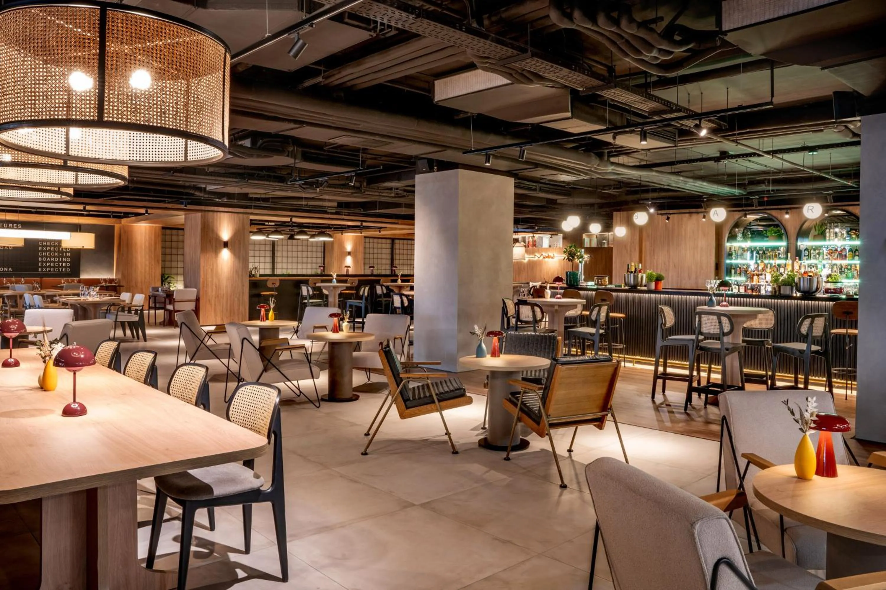 Restaurant/places to eat in INNSiDE by Meliá Madrid Valdebebas