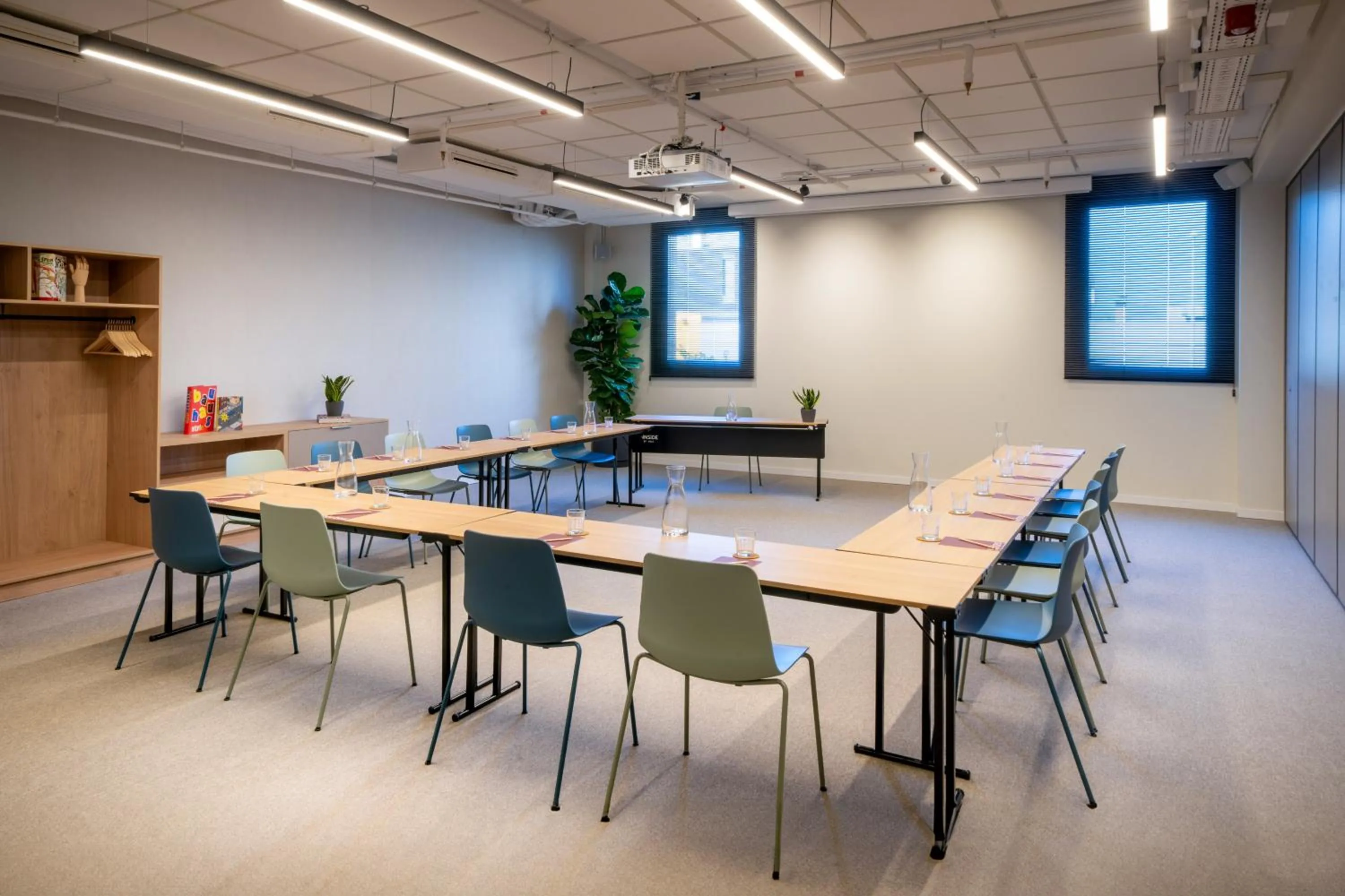 Meeting/conference room in INNSiDE by Meliá Madrid Valdebebas