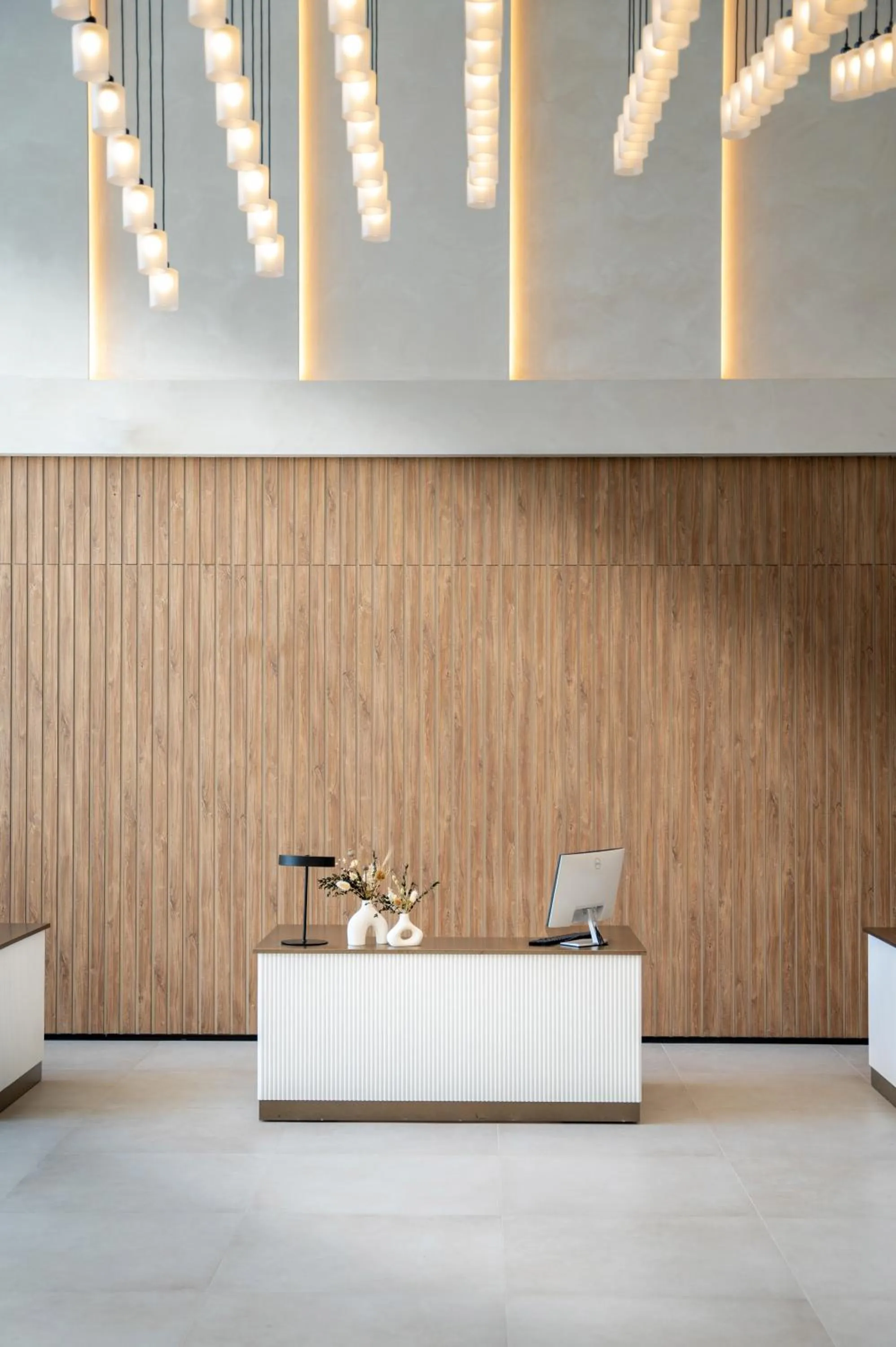 Lobby or reception in INNSiDE by Meliá Madrid Valdebebas