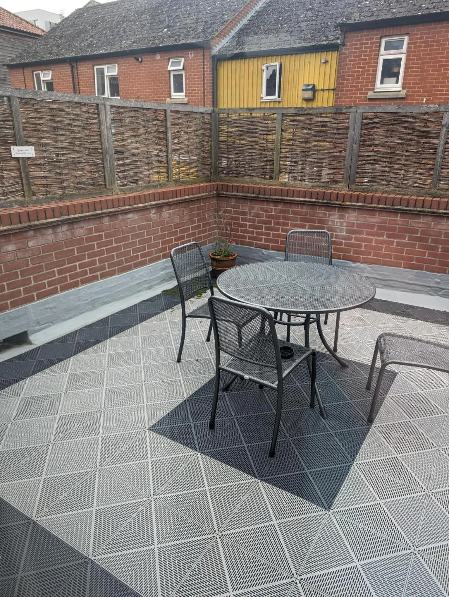 St Benedicts Street Flat with Roof Terrace