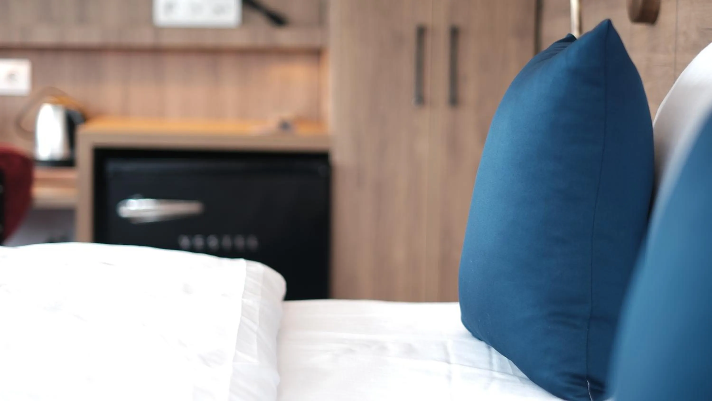 Decorative detail, Bed in The Blue Suites