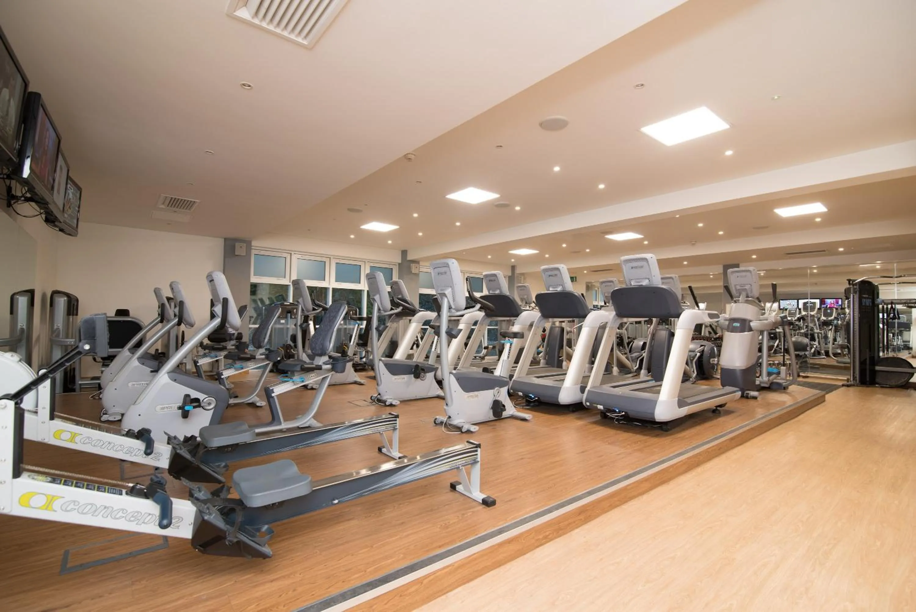 Fitness centre/facilities in Regency Park Hotel, Health Club & Spa