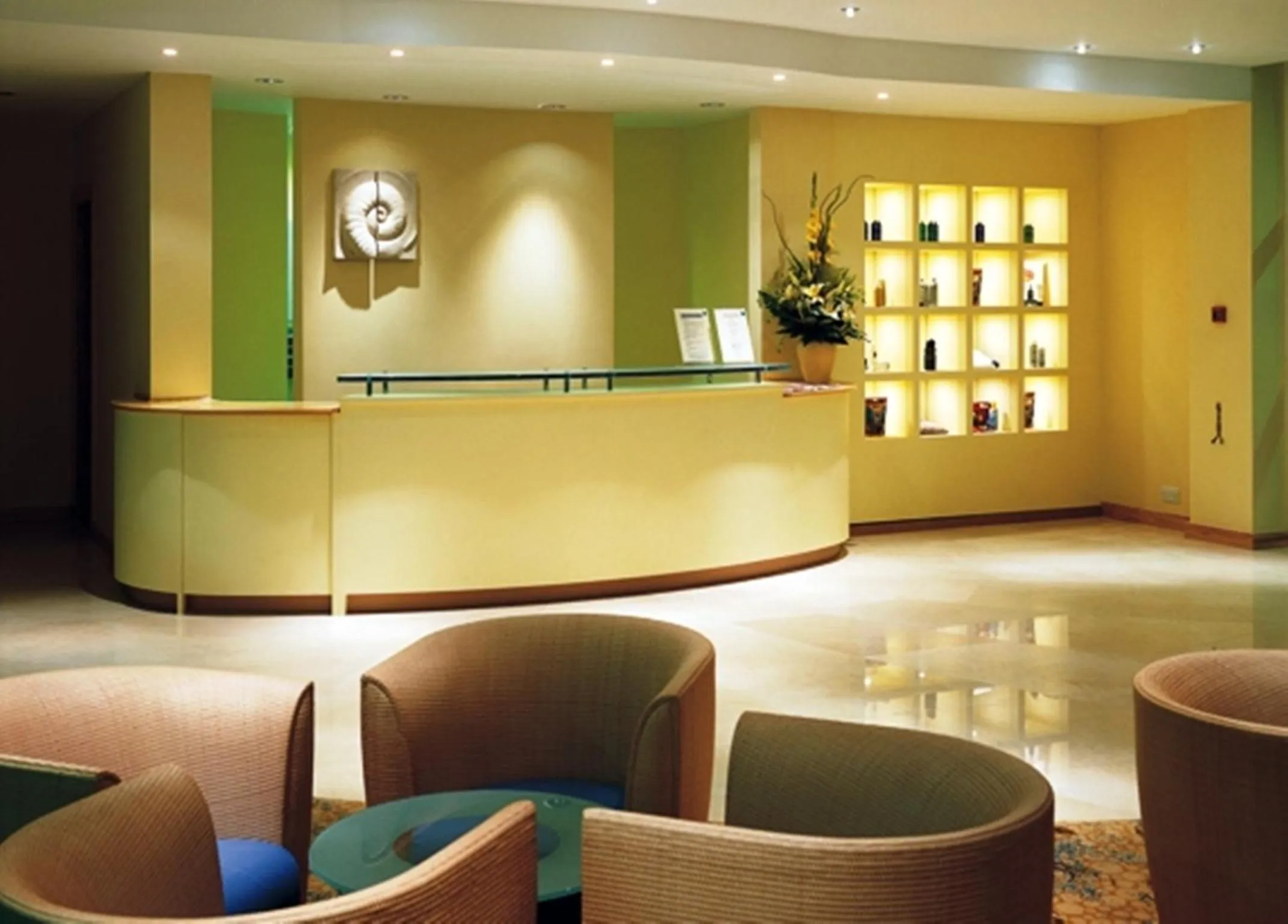 Lobby or reception in Regency Park Hotel, Health Club & Spa