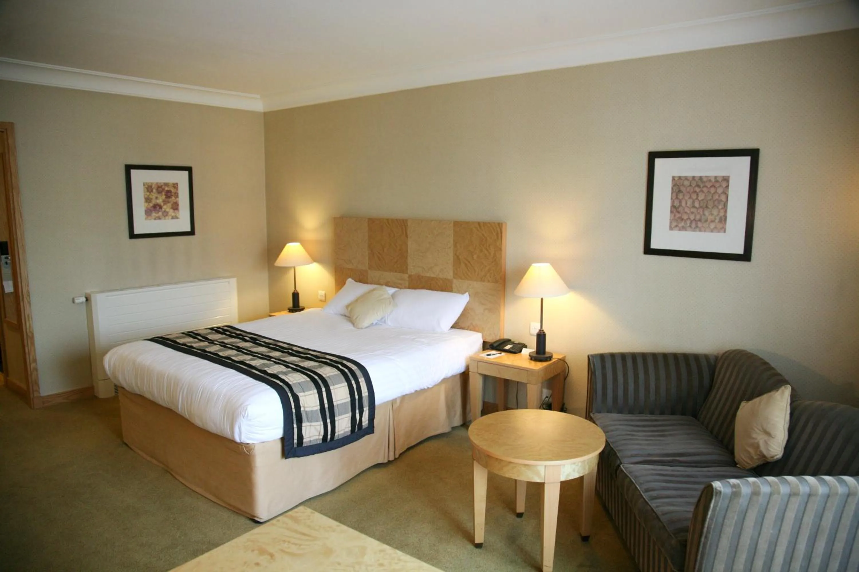 Photo of the whole room, Bed in Regency Park Hotel, Health Club & Spa