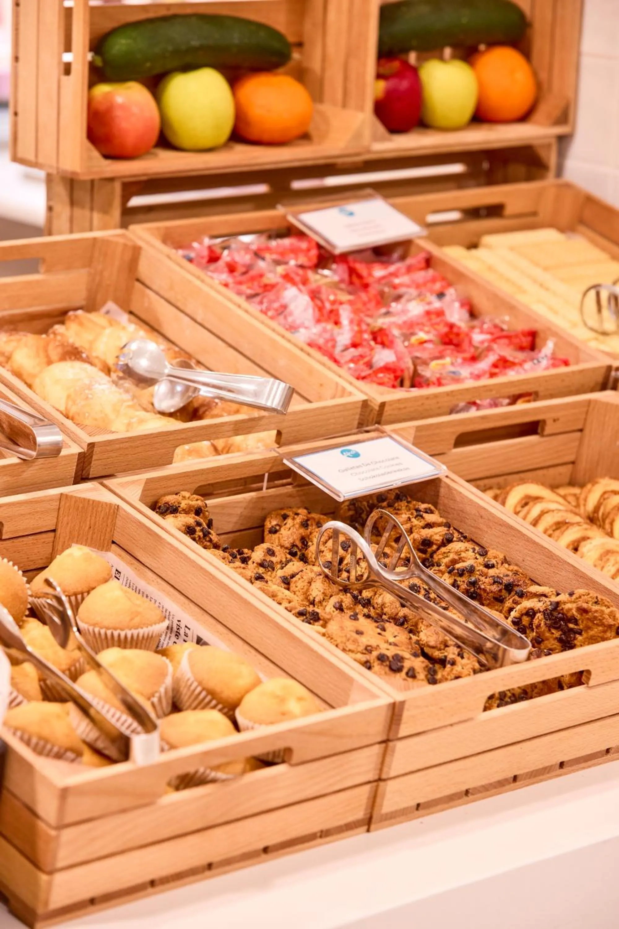 Buffet breakfast in AHOI! Urban Beach