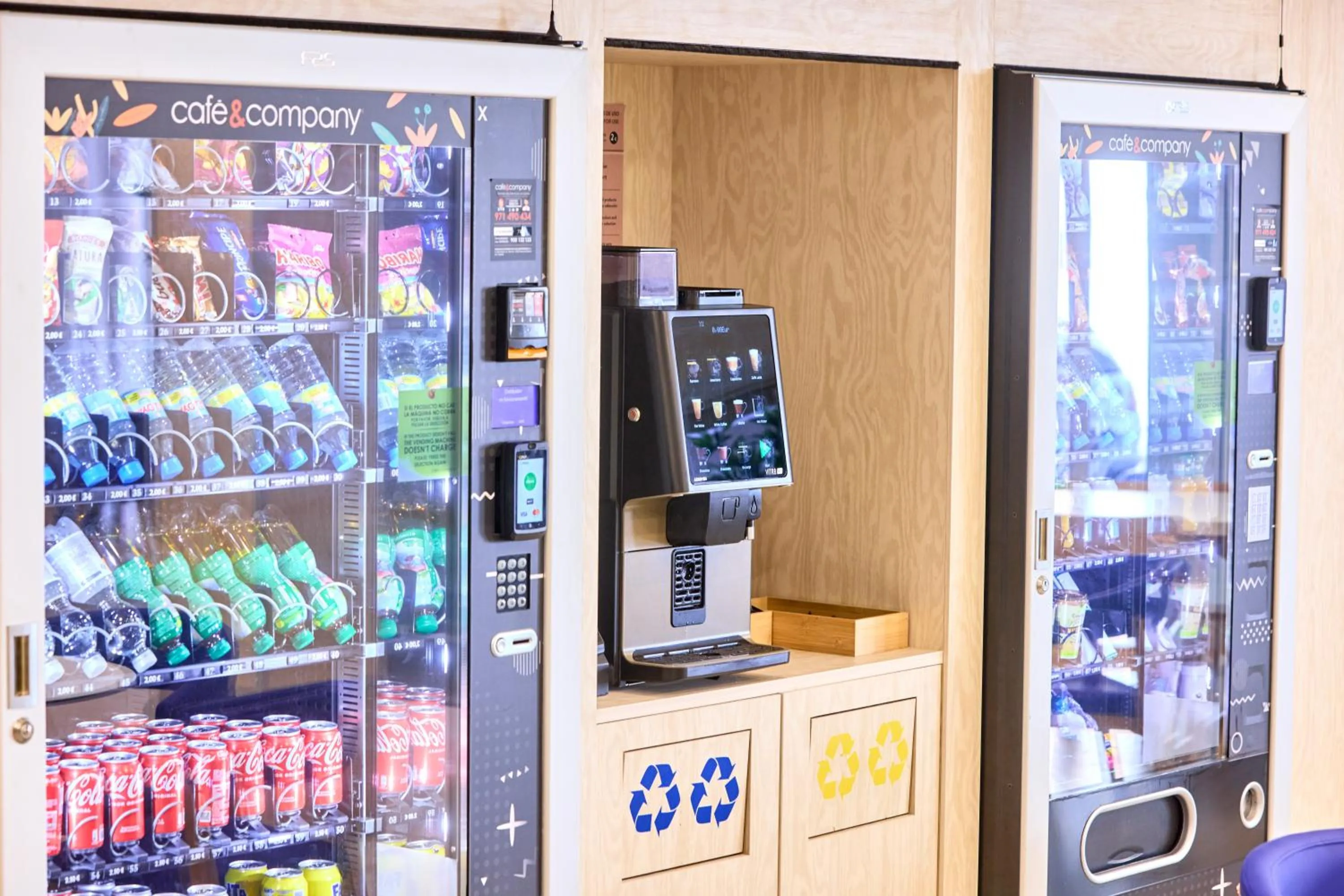 vending machine in AHOI! Urban Beach