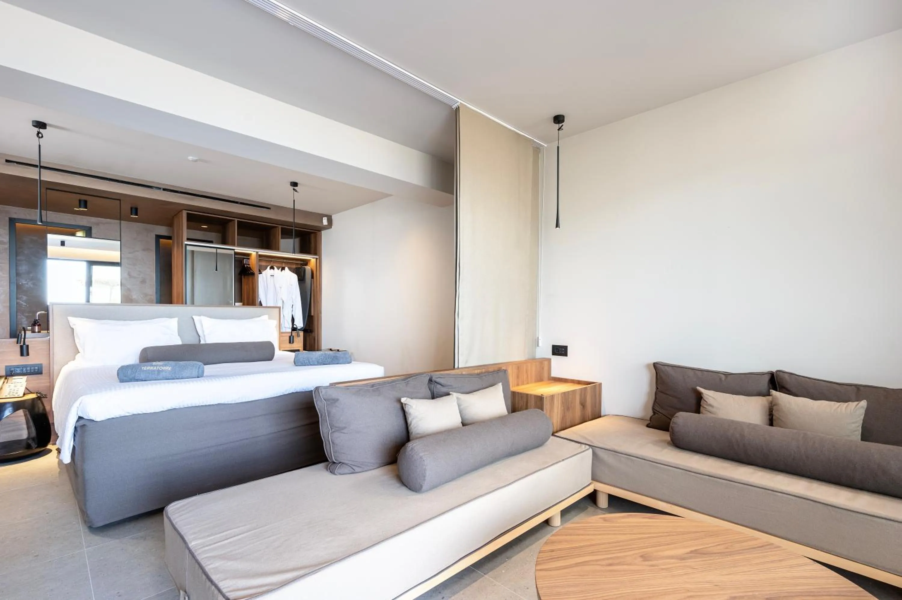 Bedroom, Bed in TERRATORRE