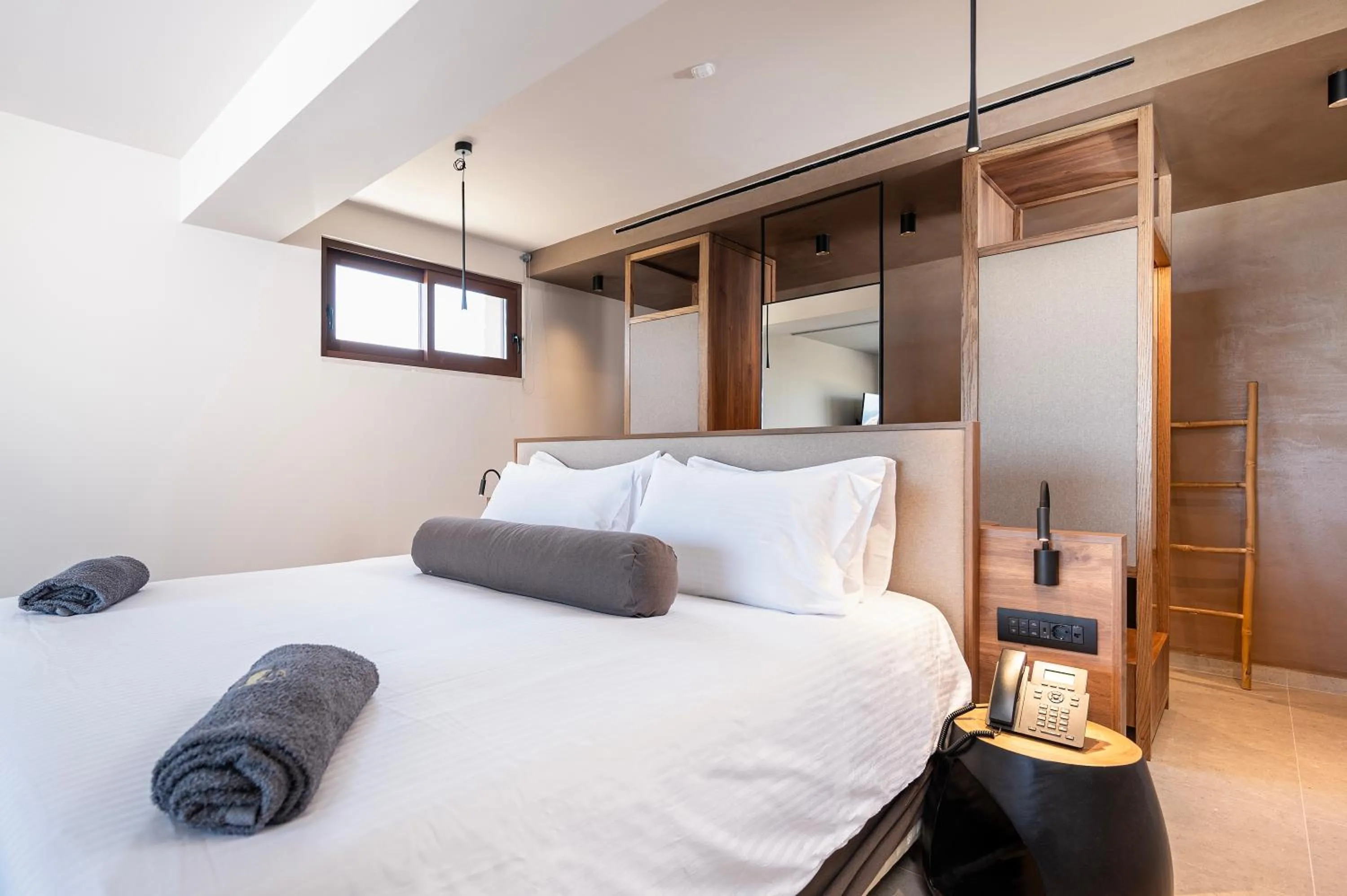 Bedroom, Bed in TERRATORRE