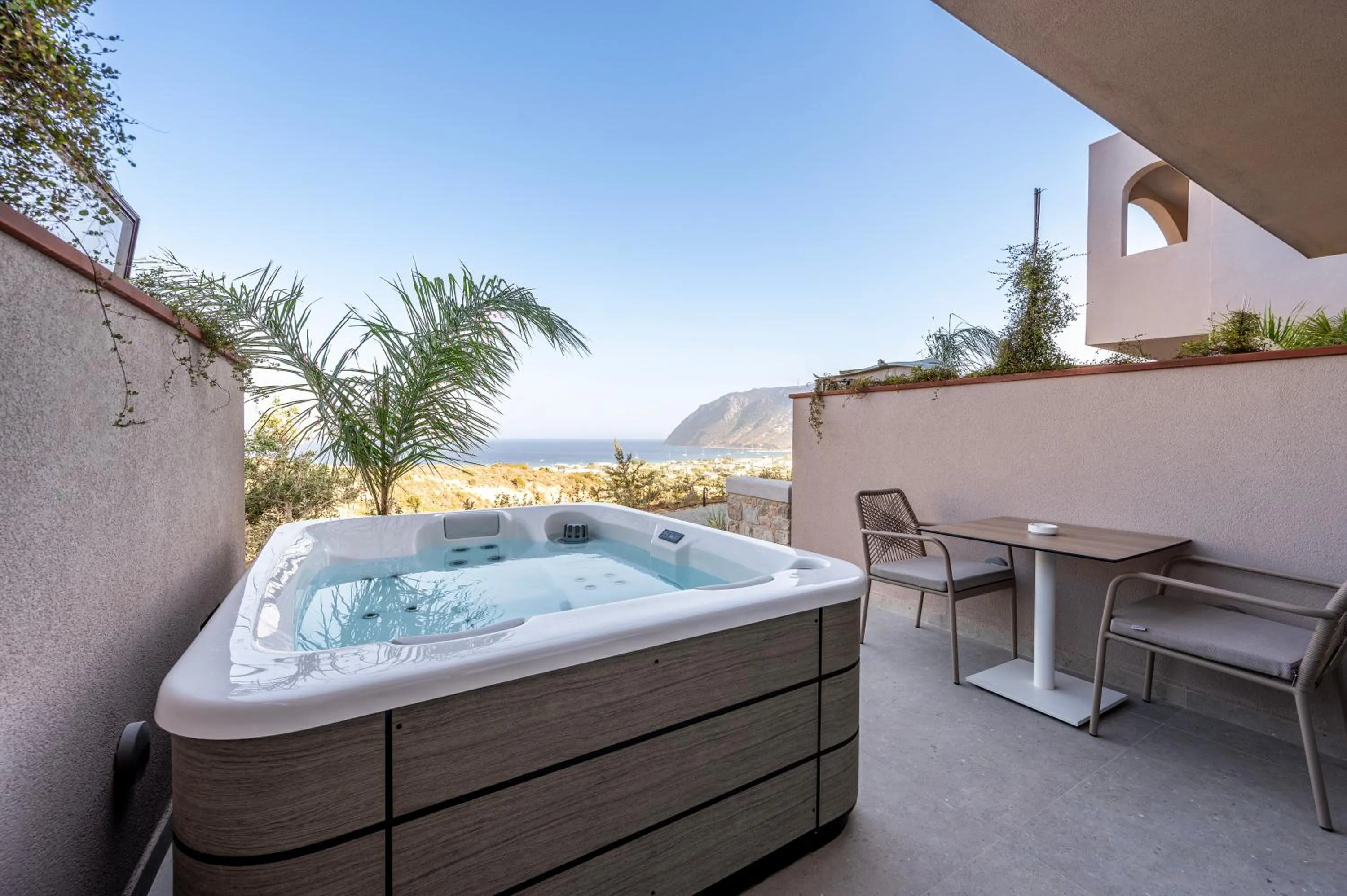 Hot Tub in TERRATORRE