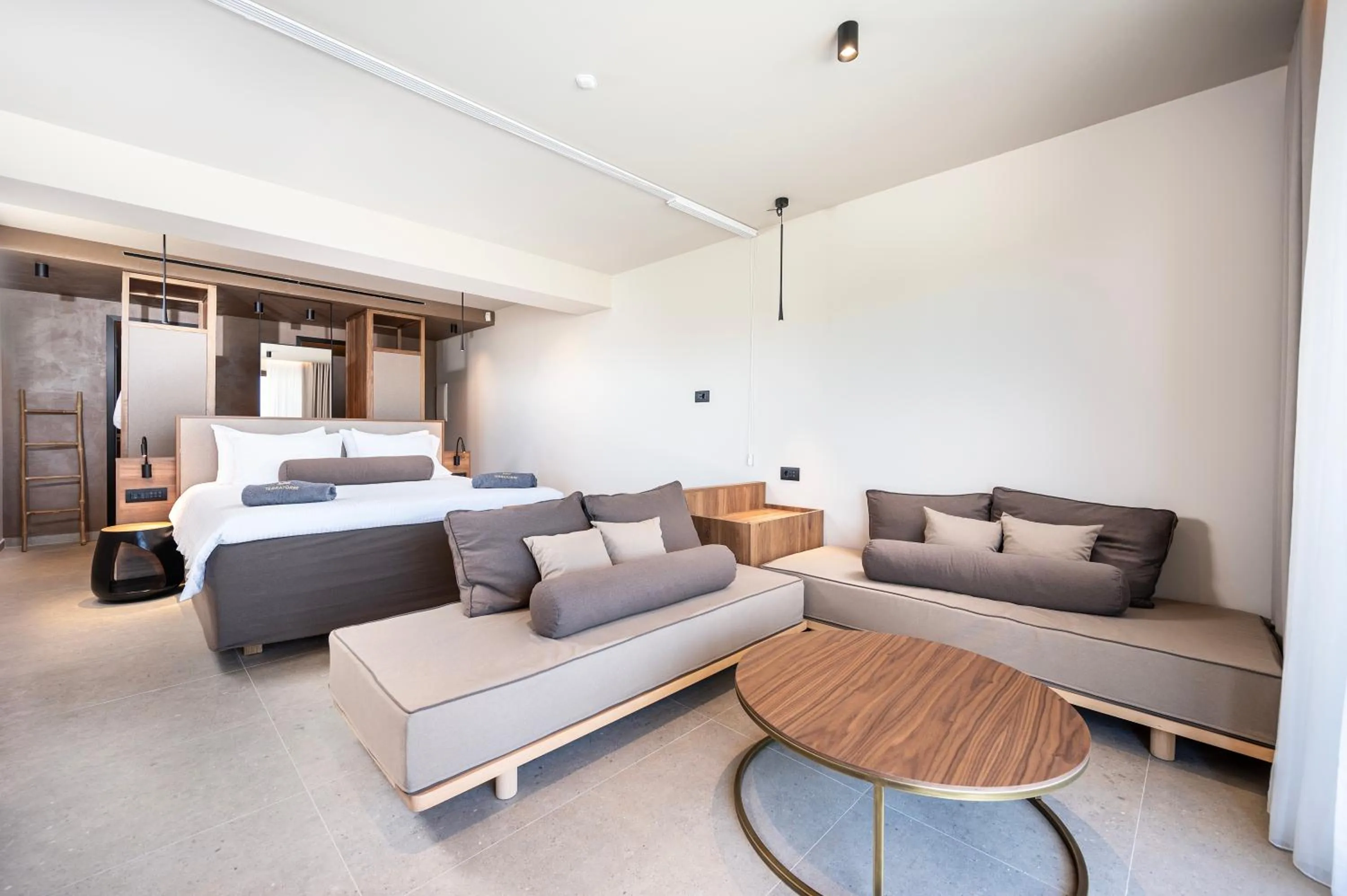 Seating area, Bed in TERRATORRE