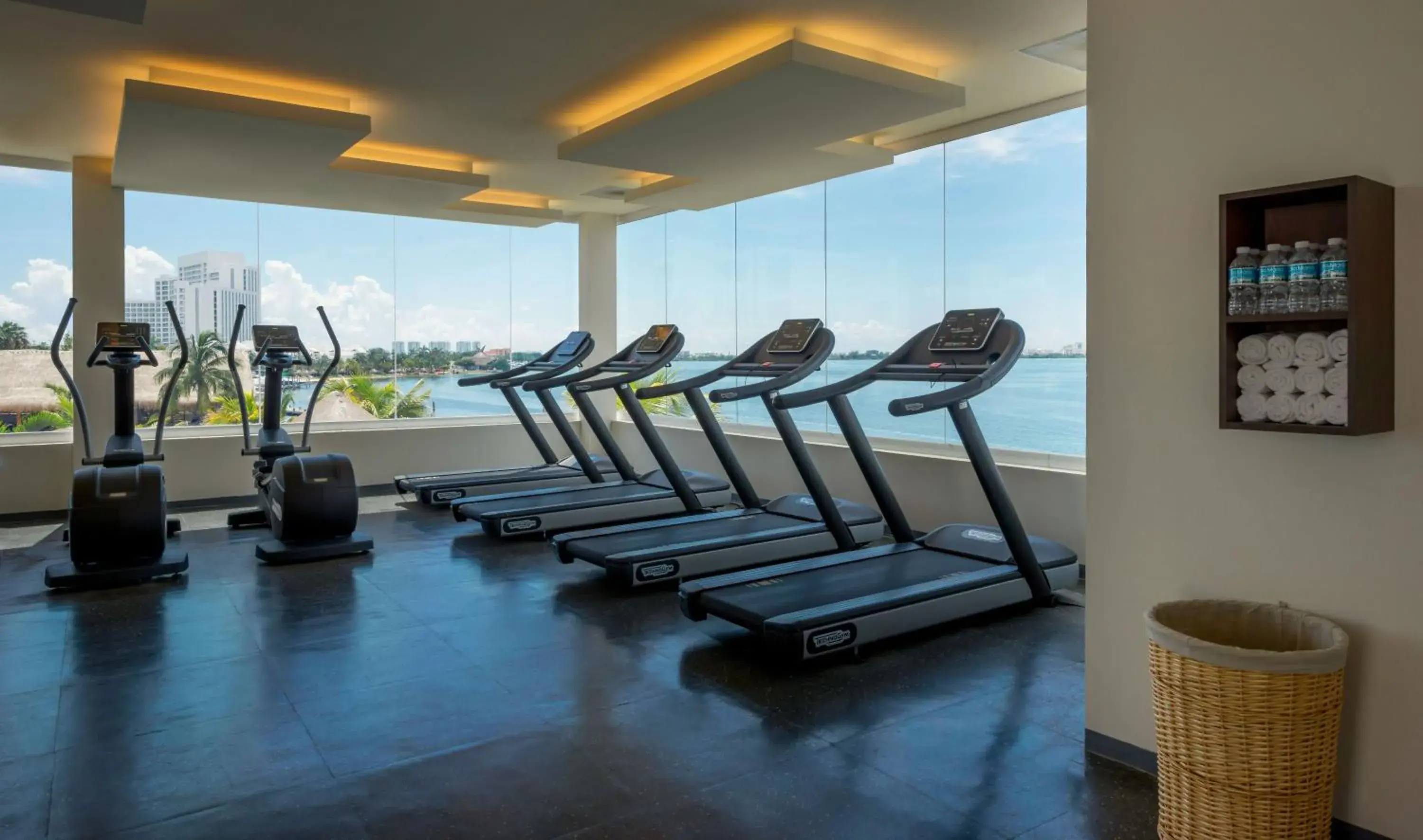 Fitness centre/facilities in Real Inn Cancún Fitness centre/facilities in Real Inn Cancún