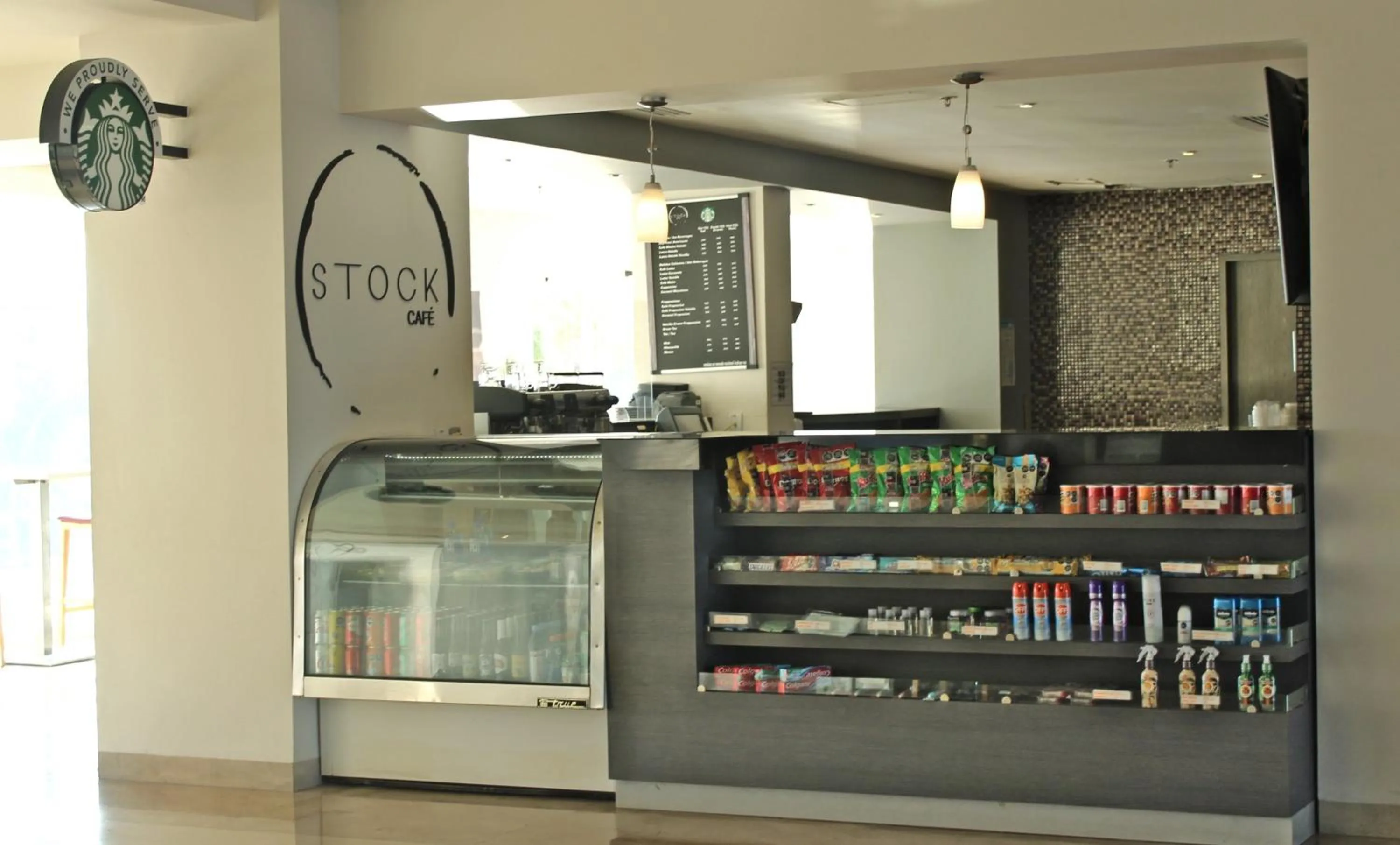 Lounge or bar in Real Inn Cancún