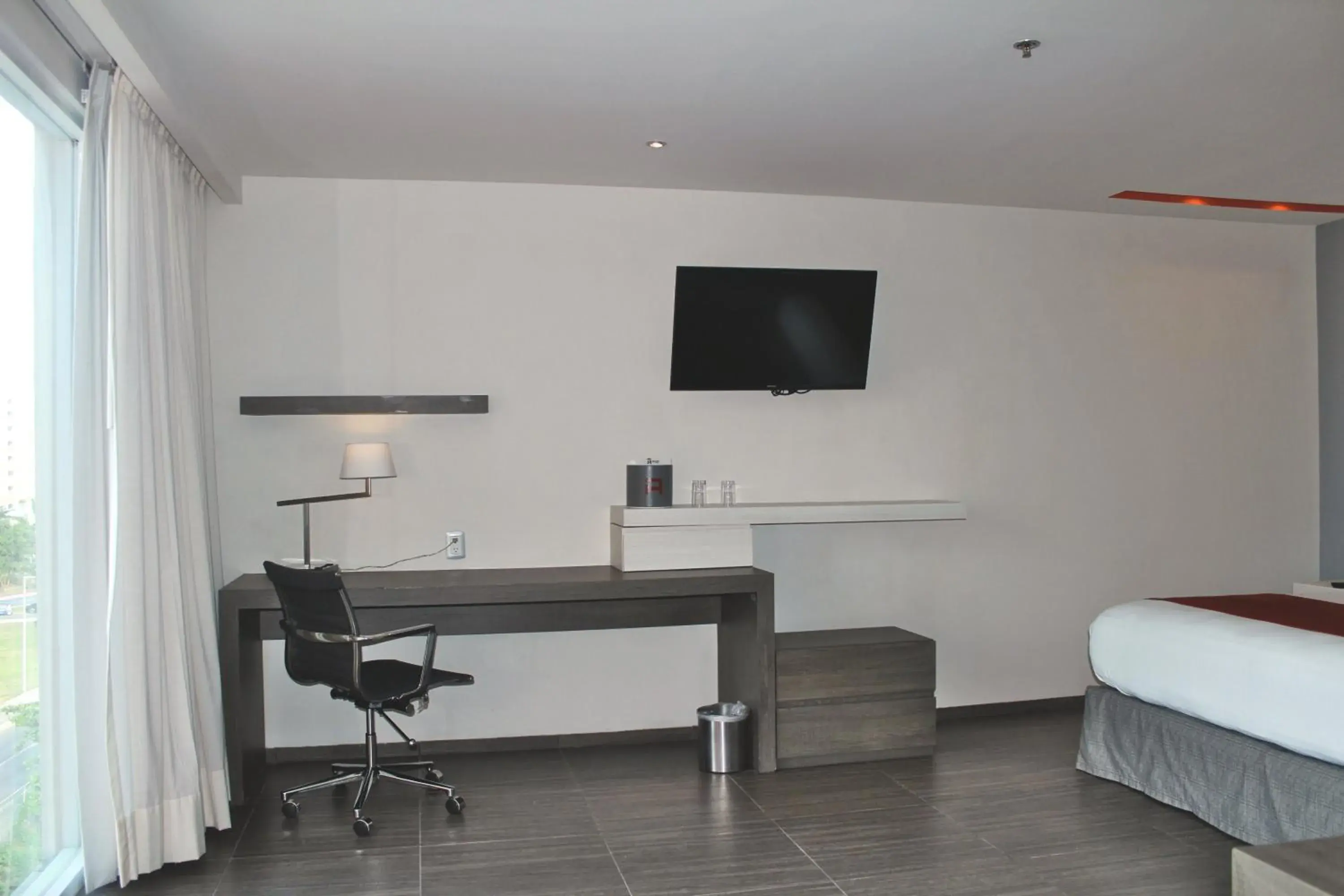 Junior Suite - Boulevard View in Real Inn Cancún Junior Suite - Boulevard View in Real Inn Cancún