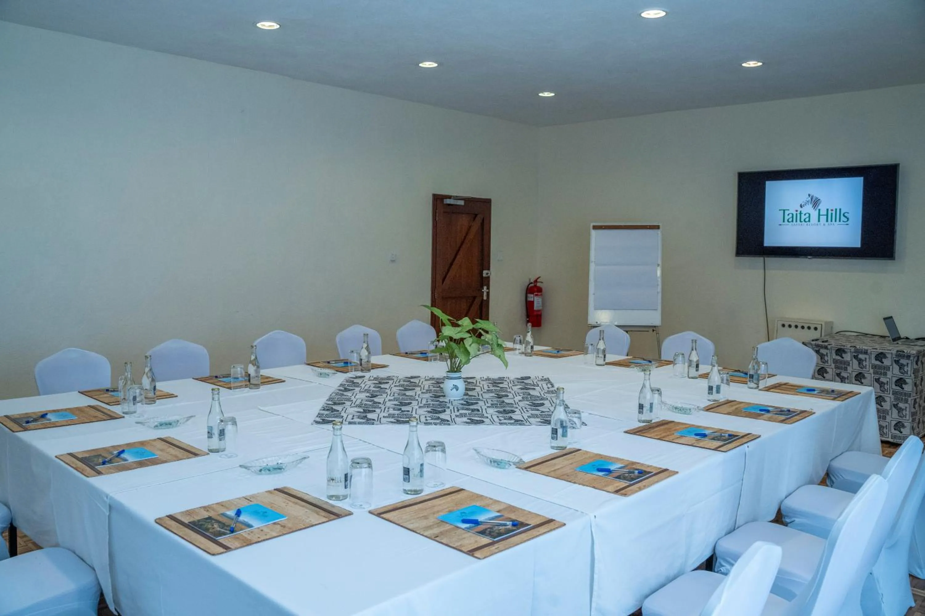 Coffee/tea facilities in Taita Hills Safari Resort & Spa