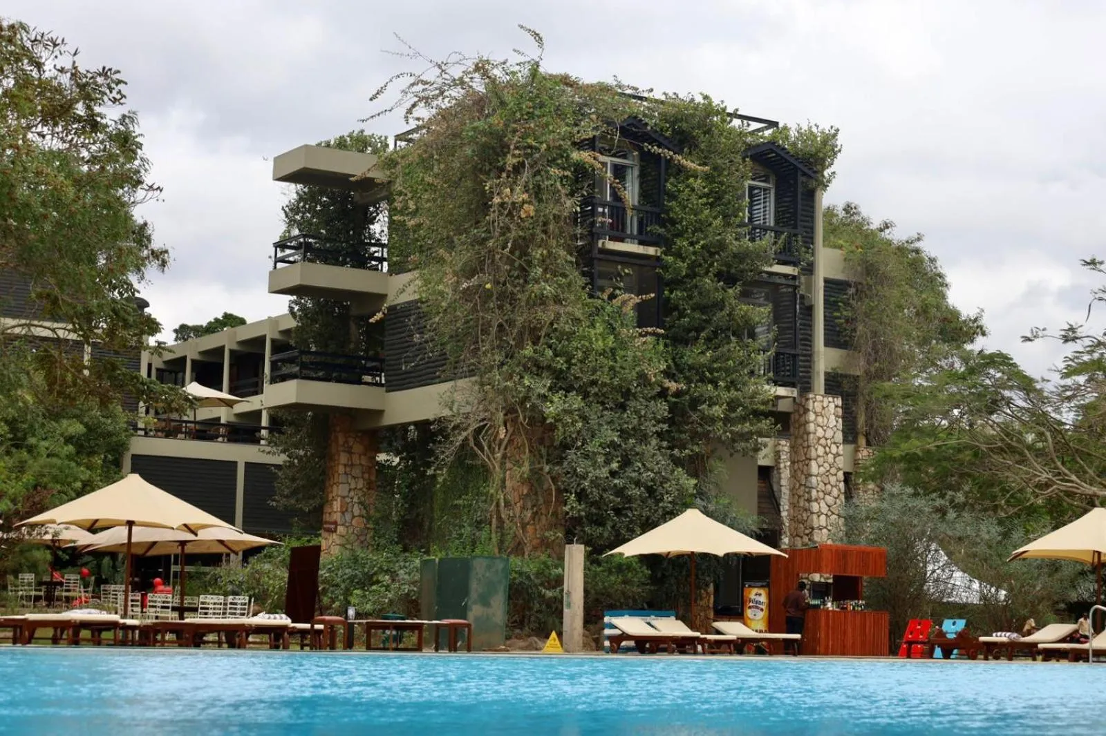 Swimming pool in Taita Hills Safari Resort & Spa