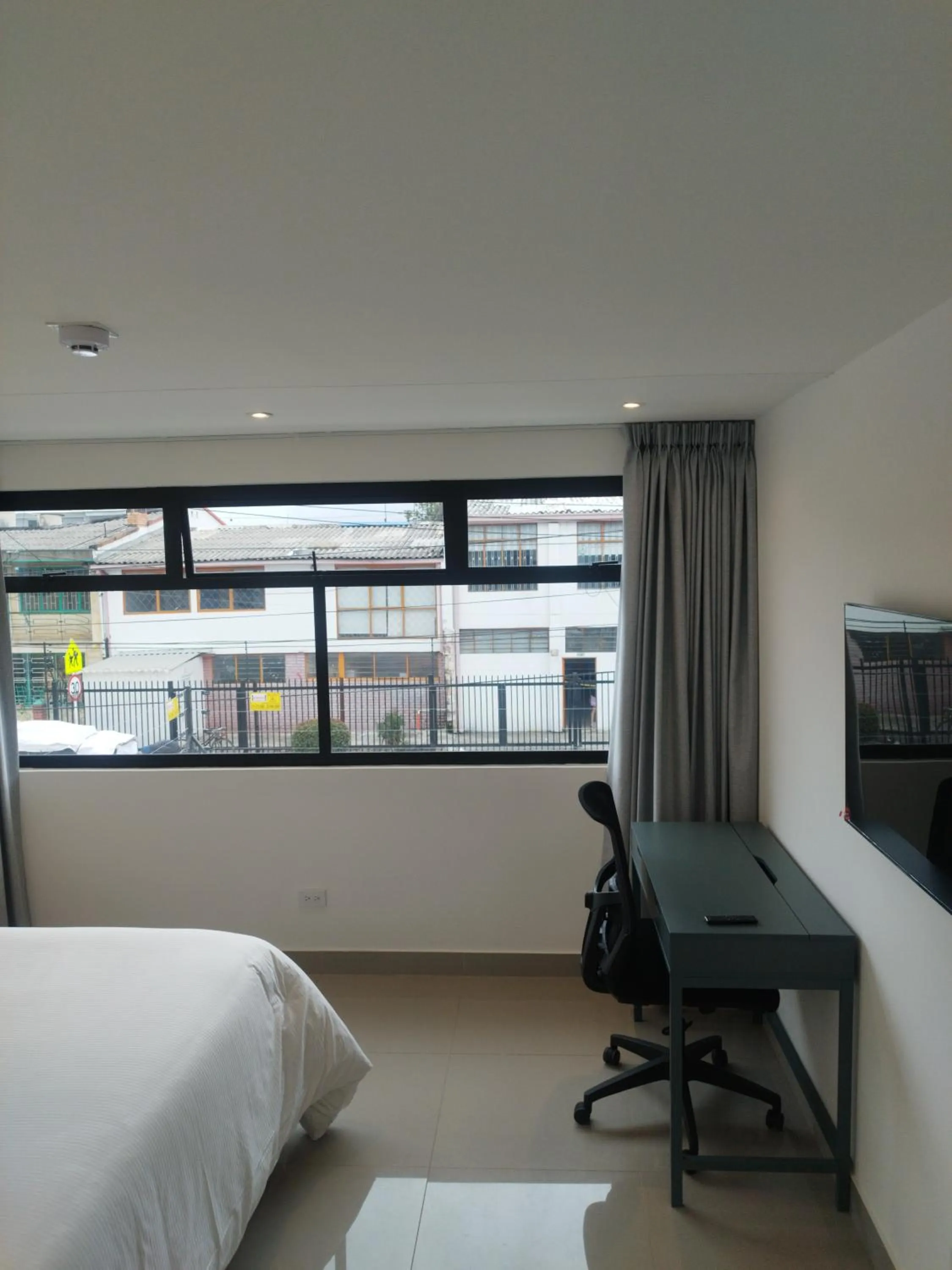 Photo of the whole room, Bed in Eurolan 72